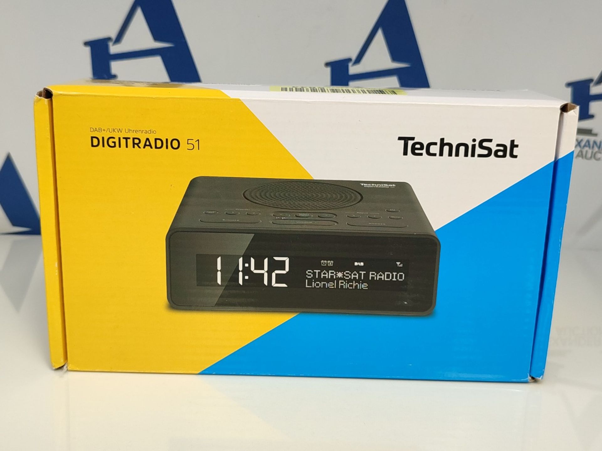 RRP £54.00 TechniSat DIGITRADIO 51 DAB+ radio alarm clock (DAB, FM, clock radio, alarm with two a - Image 2 of 3