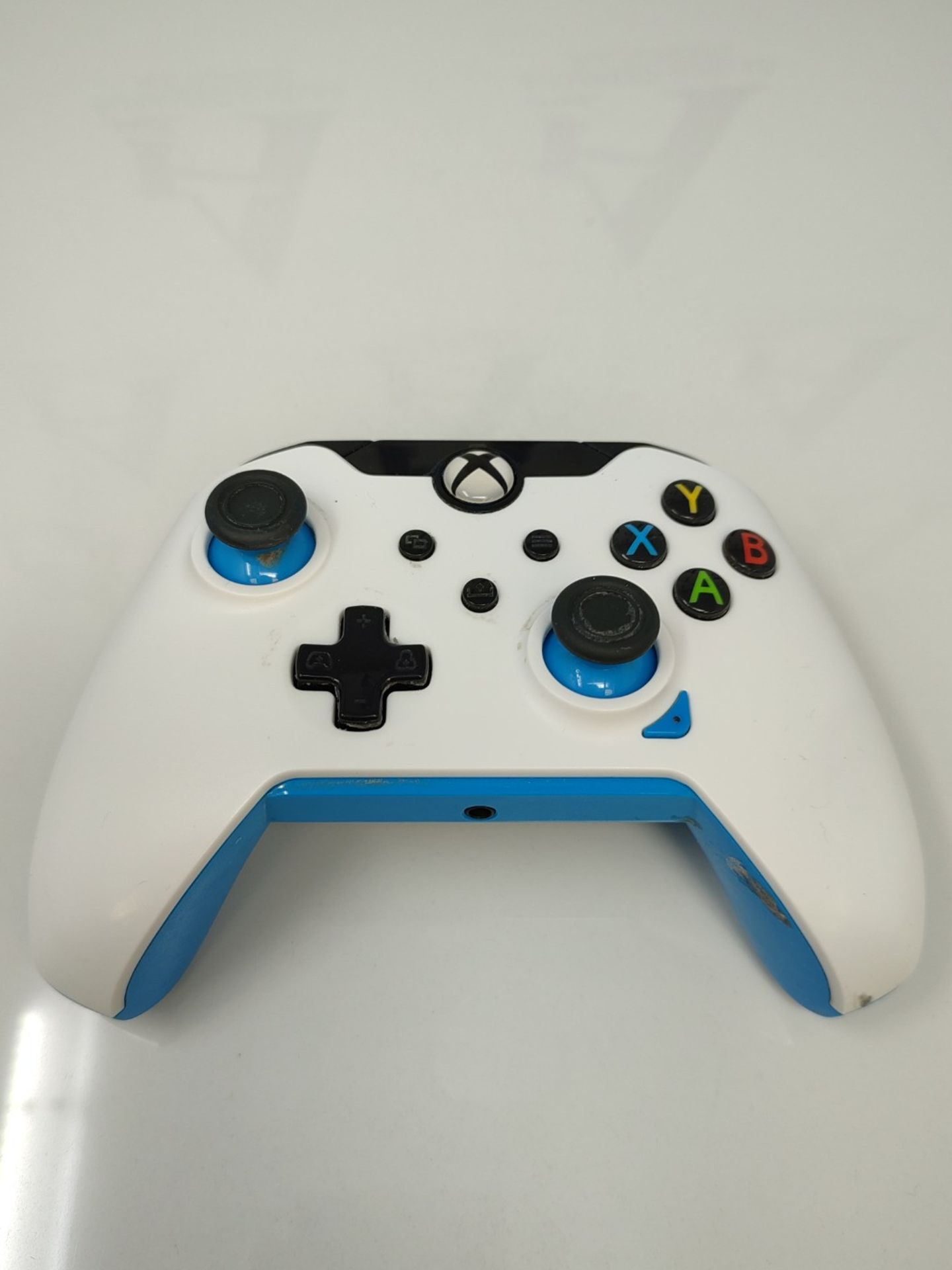 PDP Wired Controller Ion White for Xbox Series X and S, Gamepad, Wired Video Game Cont - Image 3 of 3