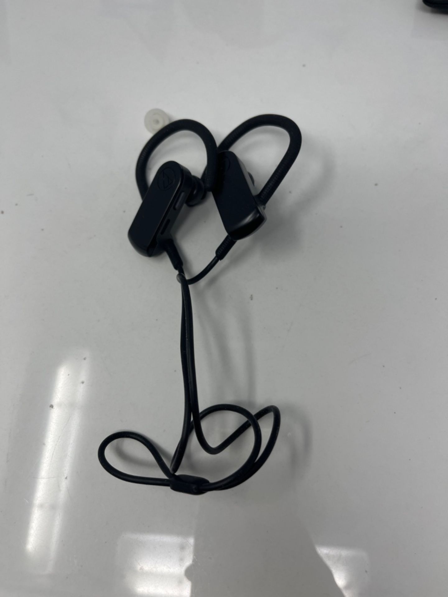 Audio-Technica ATH-SPORT50BTBK Wireless Bluetooth connection Earbuds Headphones Black - Image 3 of 3