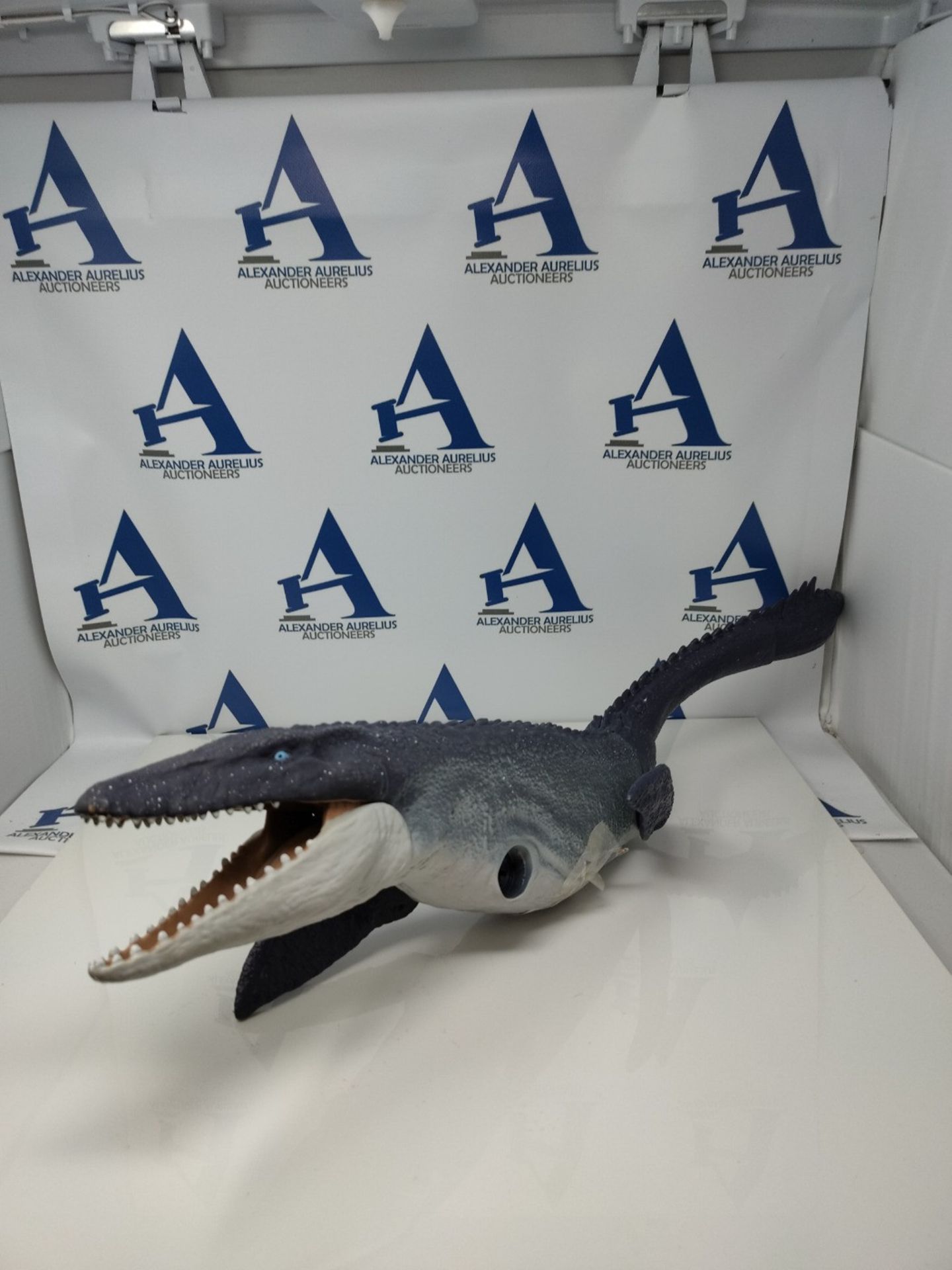 [INCOMPLETE] Jurassic World Ocean Protector Mosasaurus Dinosaur Action Figure Sculpted - Image 3 of 3