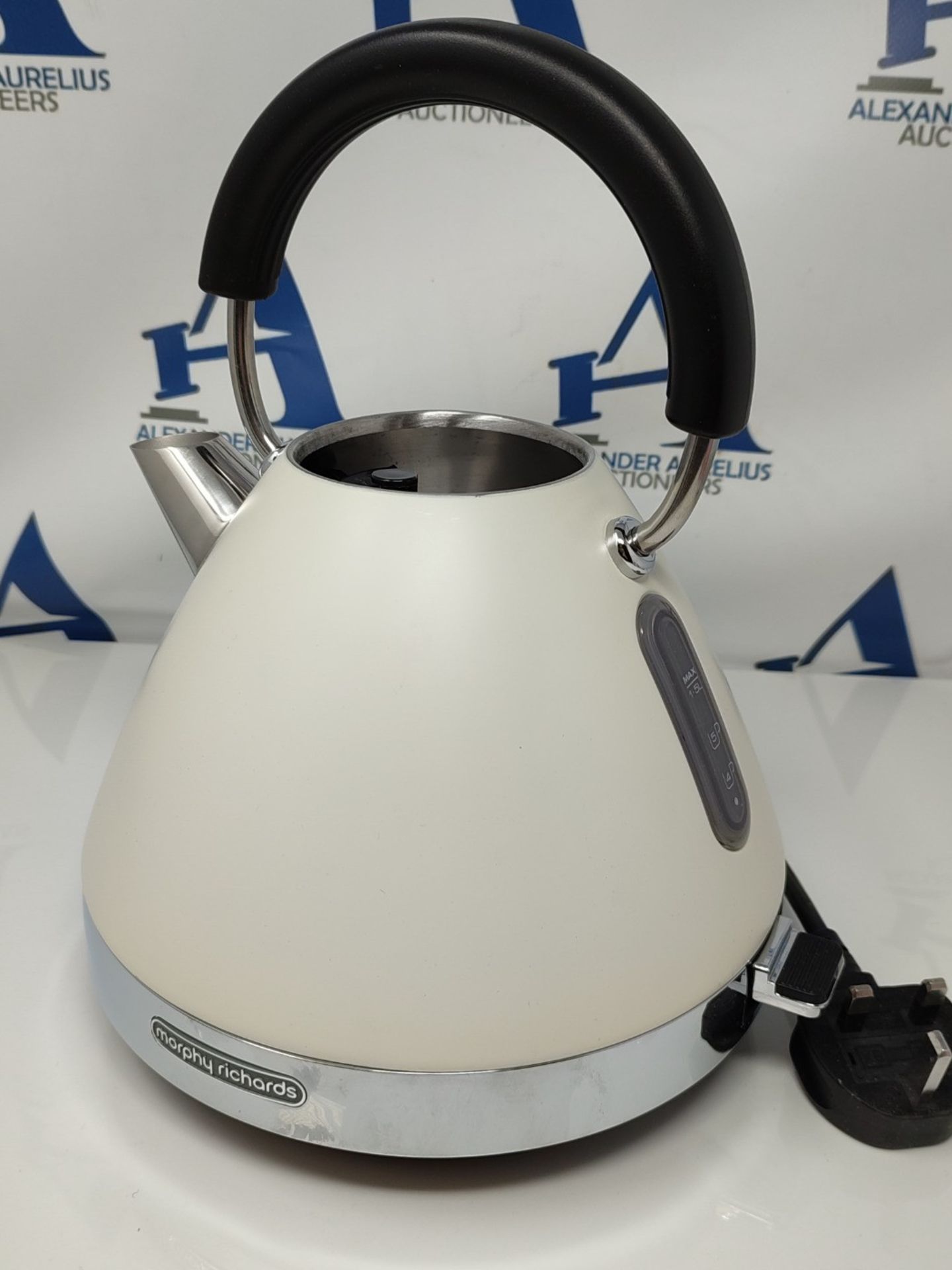 Morphy Richards Venture Cream Pyramid Kettle - 1.5L - 3kW - Rapid Boil - 100132 - Image 2 of 3