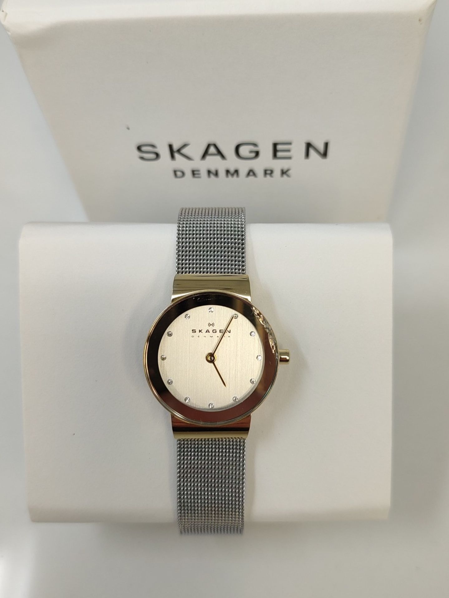 RRP £53.00 Skagen women's watch Freja Lille, two-hand movement, 26mm gold stainless steel case wi - Image 2 of 2