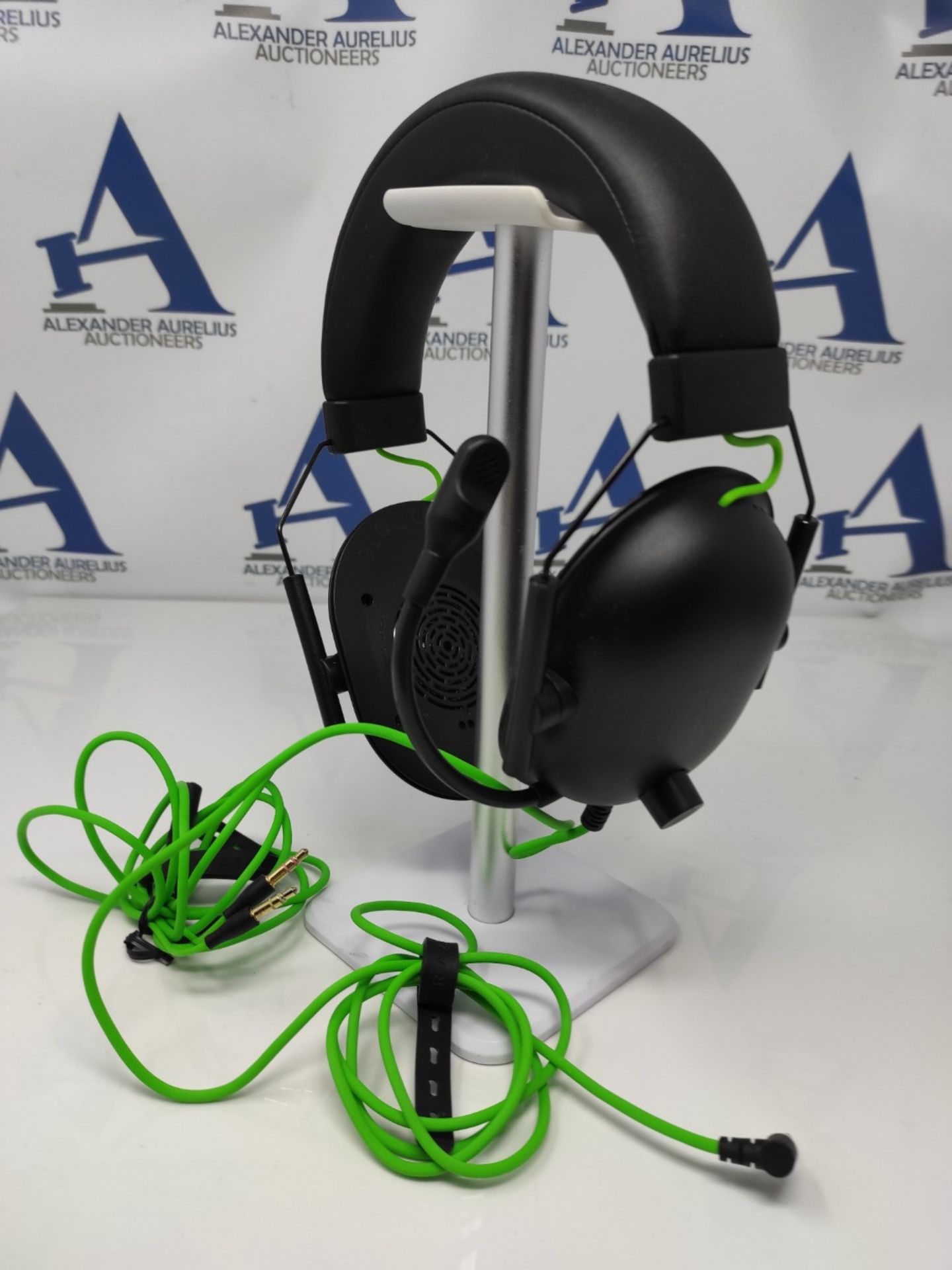 RRP £62.00 Razer BlackShark V2 X - Multiplatform Esports Gaming Headset (50mm Triforce Speakers, - Bild 2 aus 2