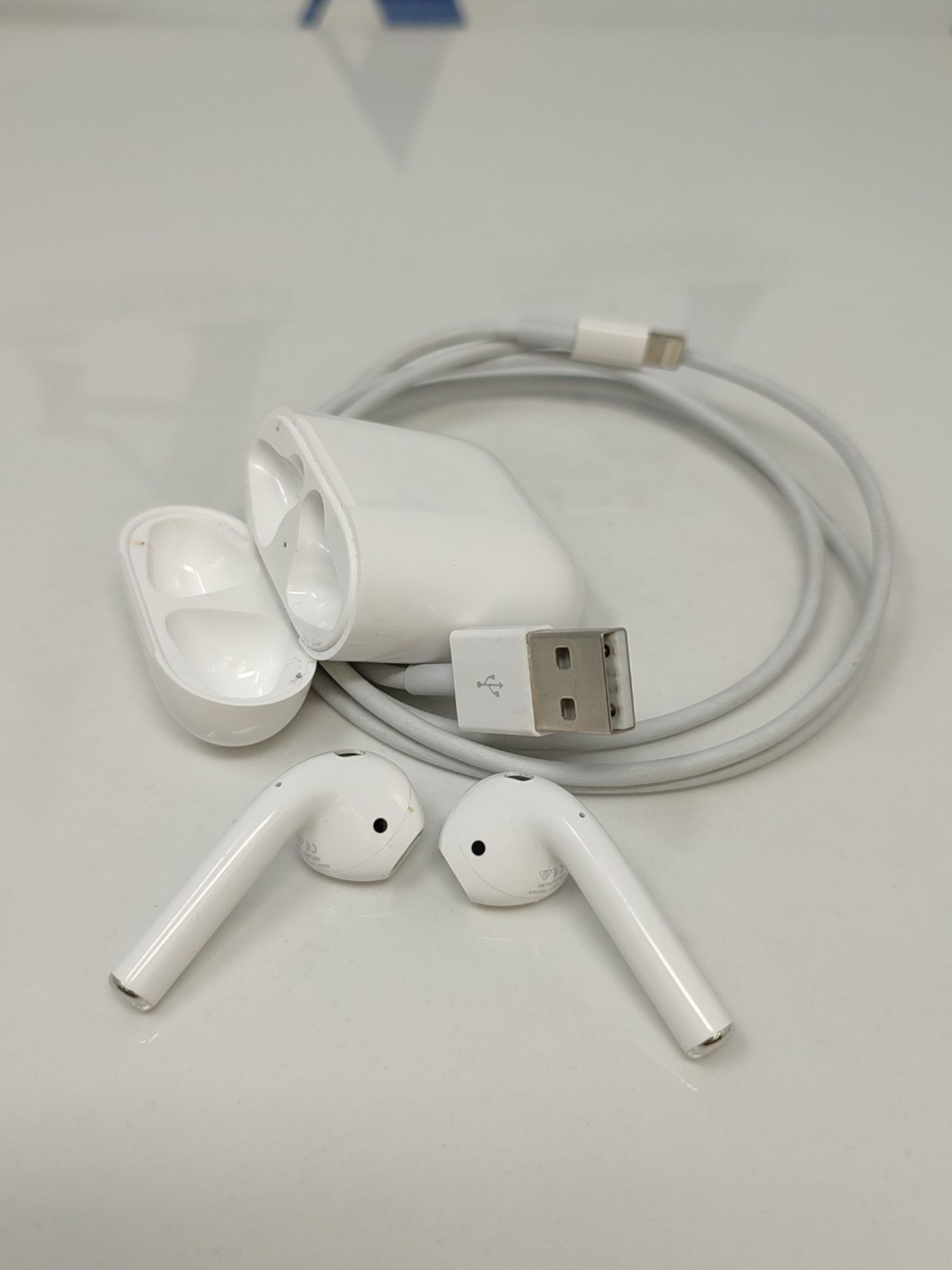 RRP £115.00 Apple AirPods with charging case via cable (second generation) - Bild 3 aus 3