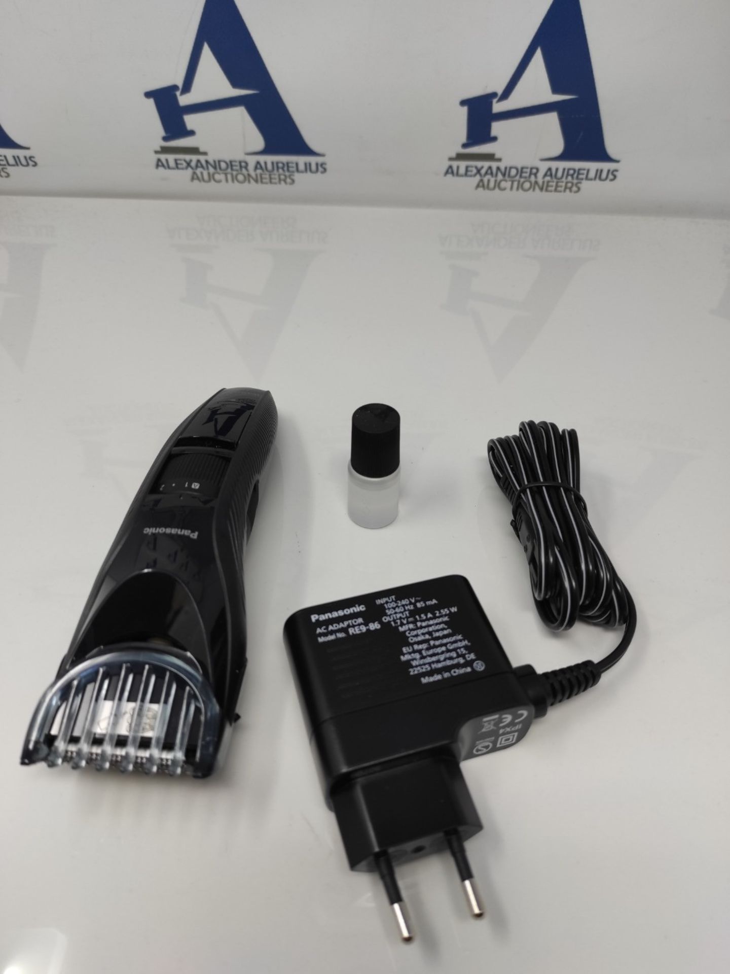 Panasonic ER-GC53 Hair Clipper with 19 cutting lengths (1-10 mm), washable, black - Image 2 of 2