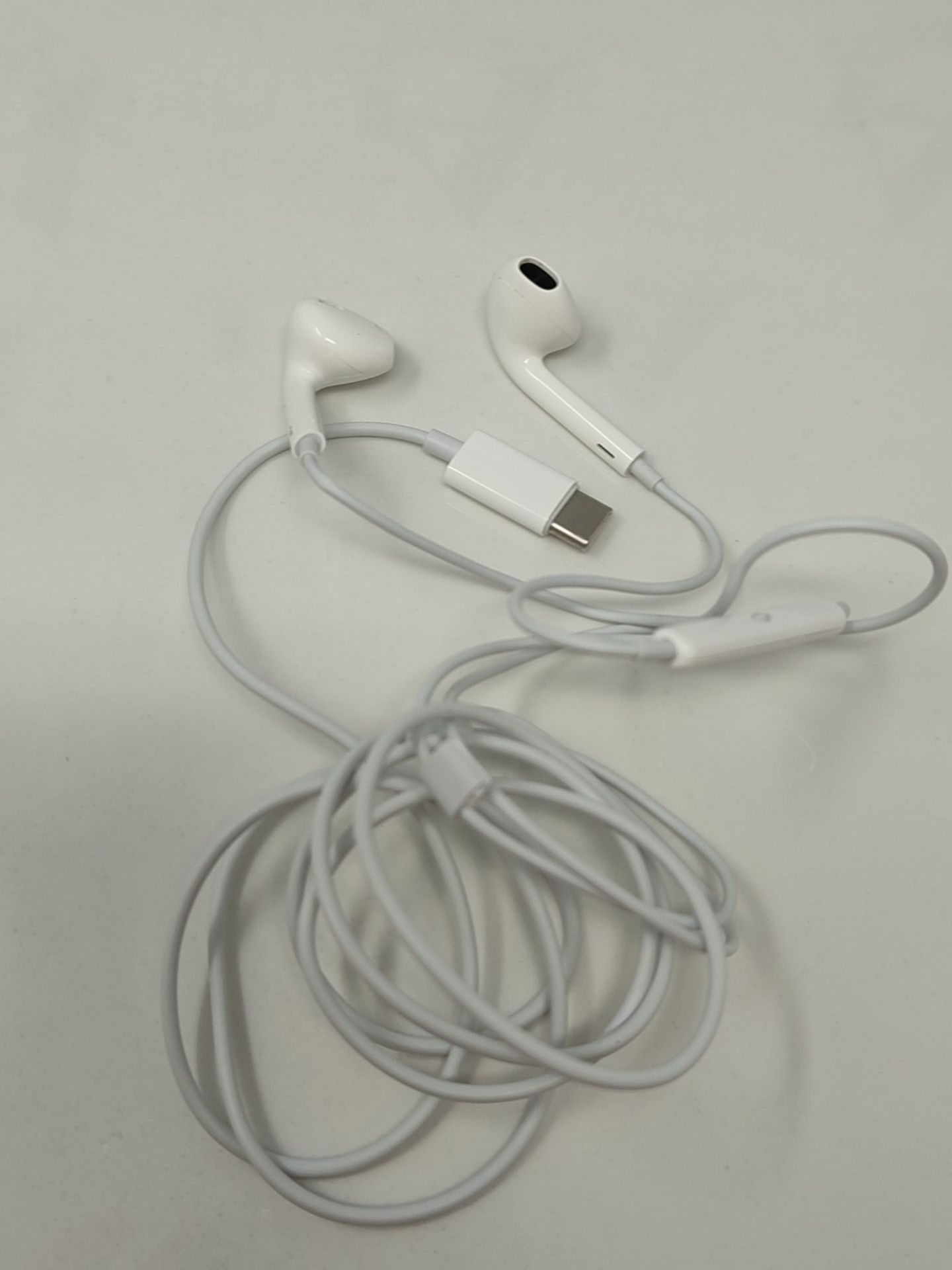 Apple EarPods (USB-C) - Image 3 of 3
