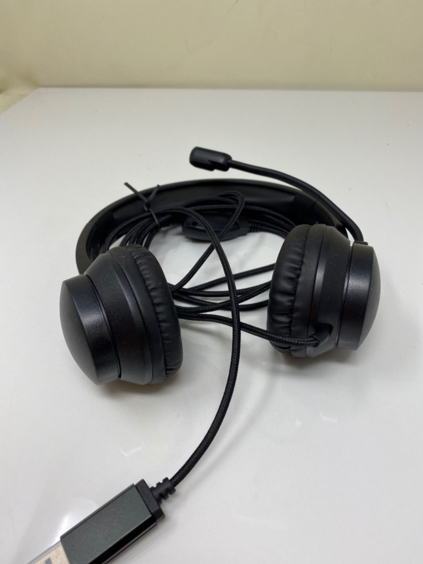Trust Roha On-Ear USB Headset with Microphone, Comfortable Soft Leatherette Ear Cushio - Image 2 of 2
