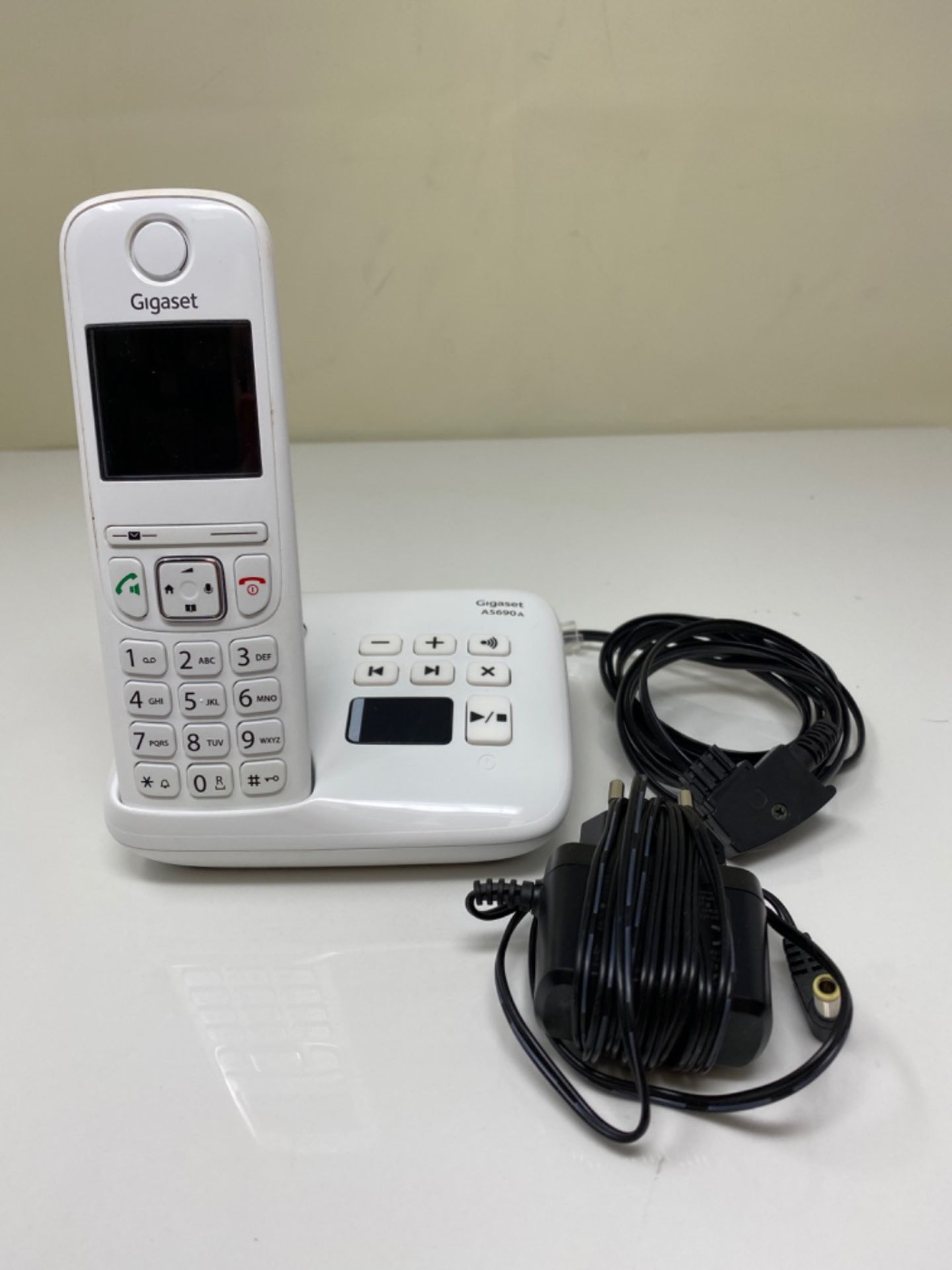 Gigaset AS690A, cordless telephone with answering machine - large, high-contrast displ - Image 2 of 2