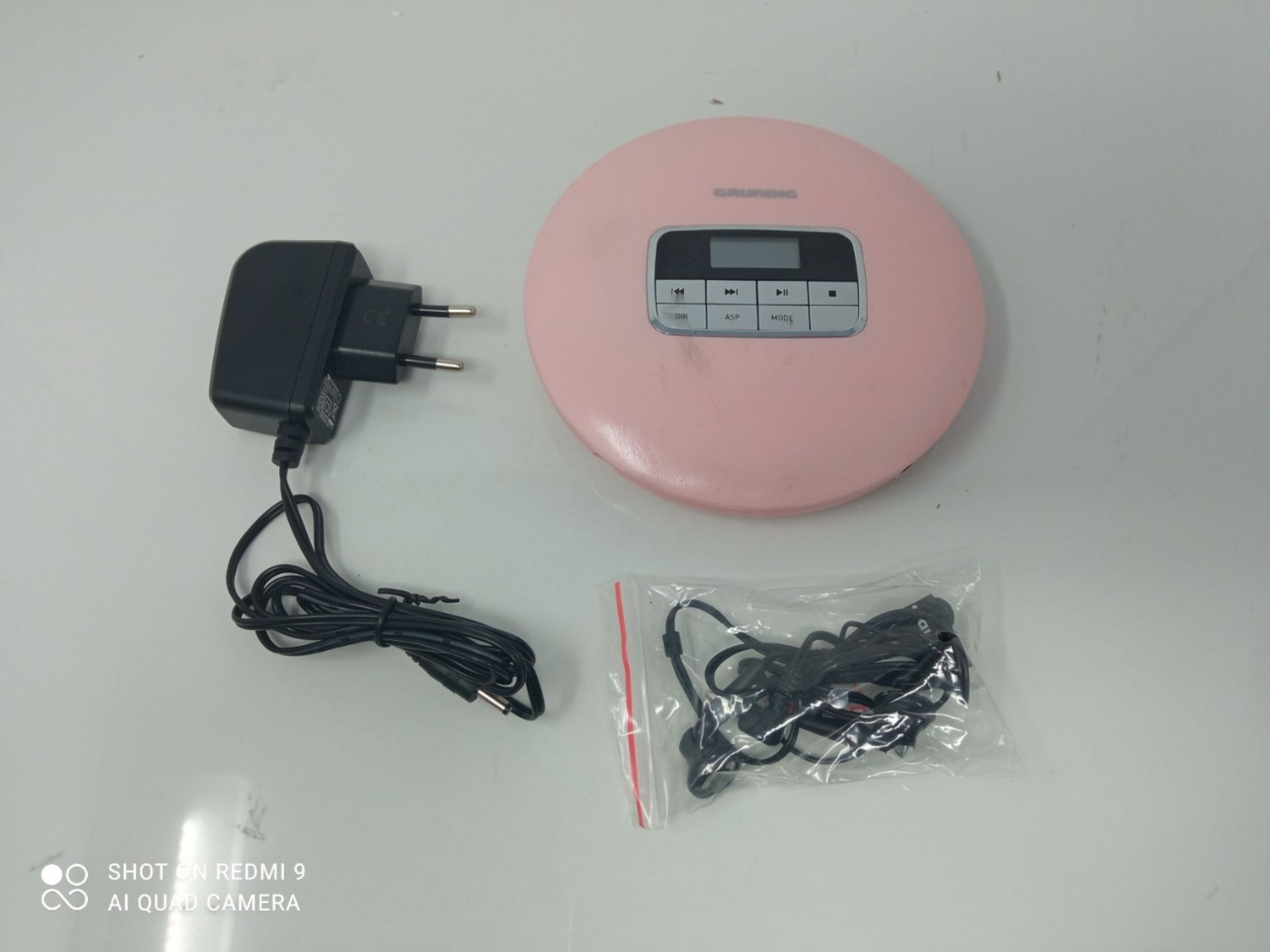 Grundig GCDP 8000 GDR1402 Portable CD Player Pink - Bild 3 aus 3