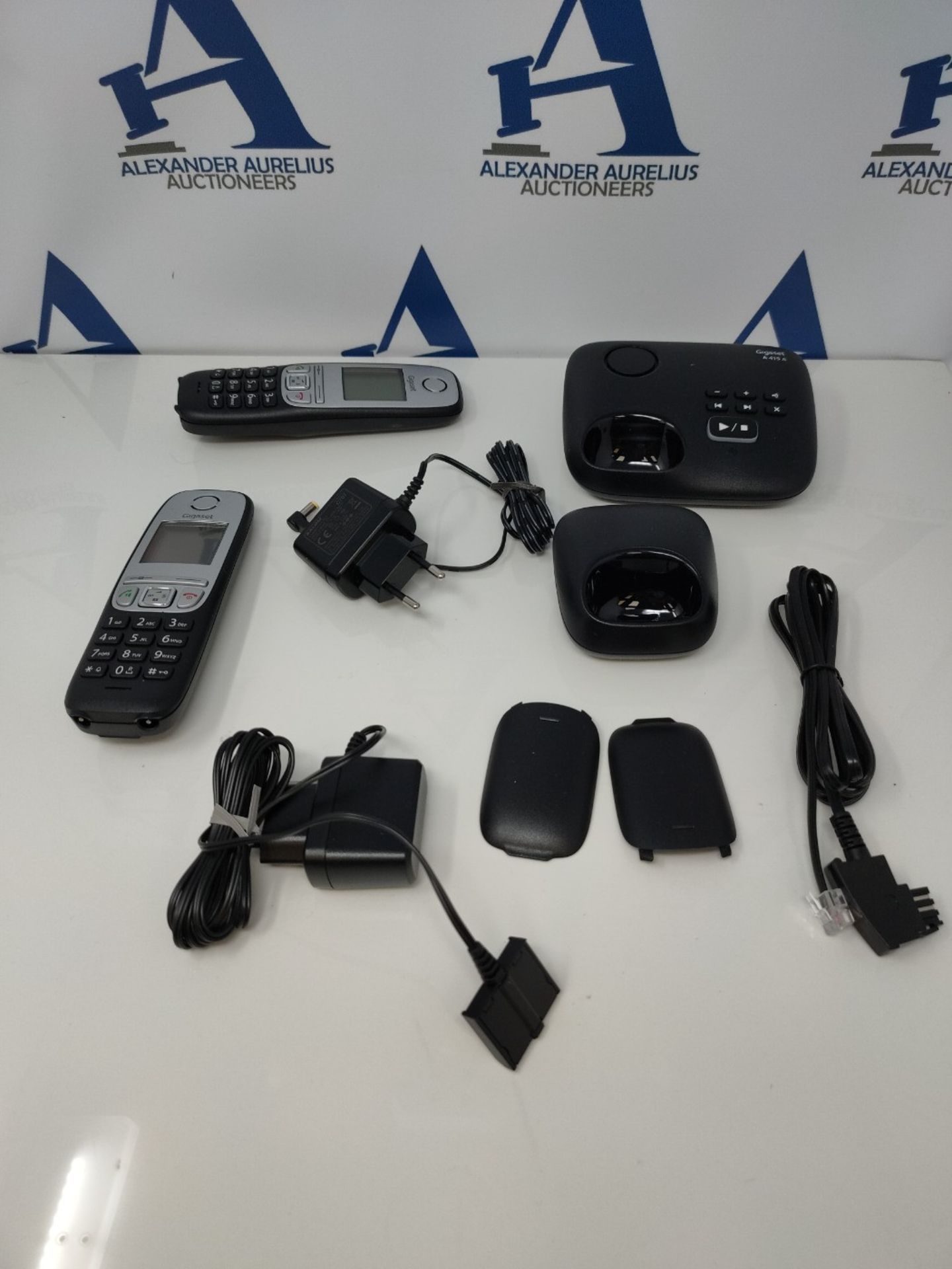 RRP £53.00 Gigaset A415A Duo Cordless Phone - Black [German Version] - Image 3 of 3