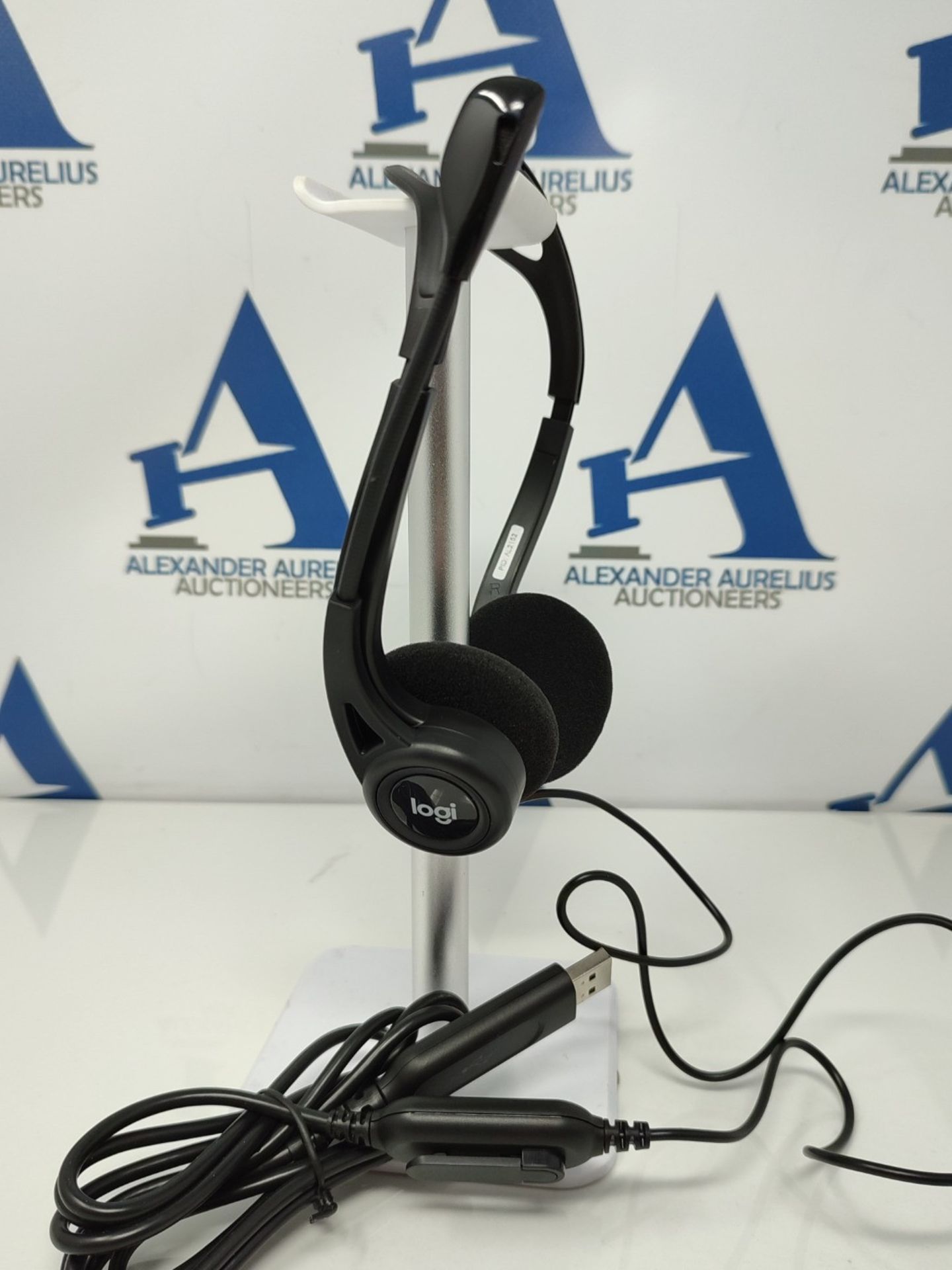 Logitech 960 Wired Headset, Stereo Headphones with Noise-Cancelling Microphone, USB, L - Image 2 of 3
