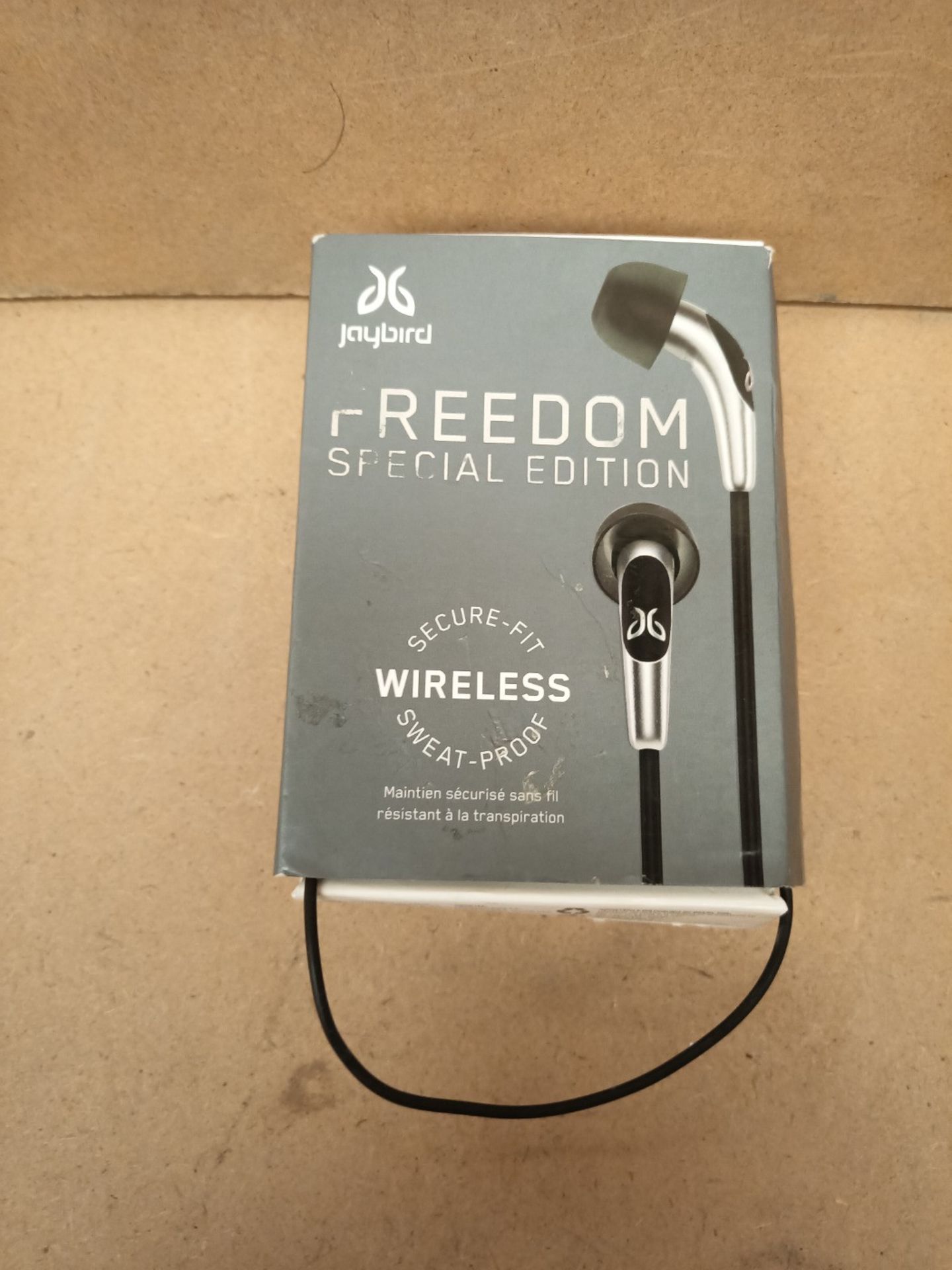 RRP £80.00 Jaybird Freedom Special Edition Bluetooth Wireless Headphones, designed for Sport, Run - Image 2 of 3