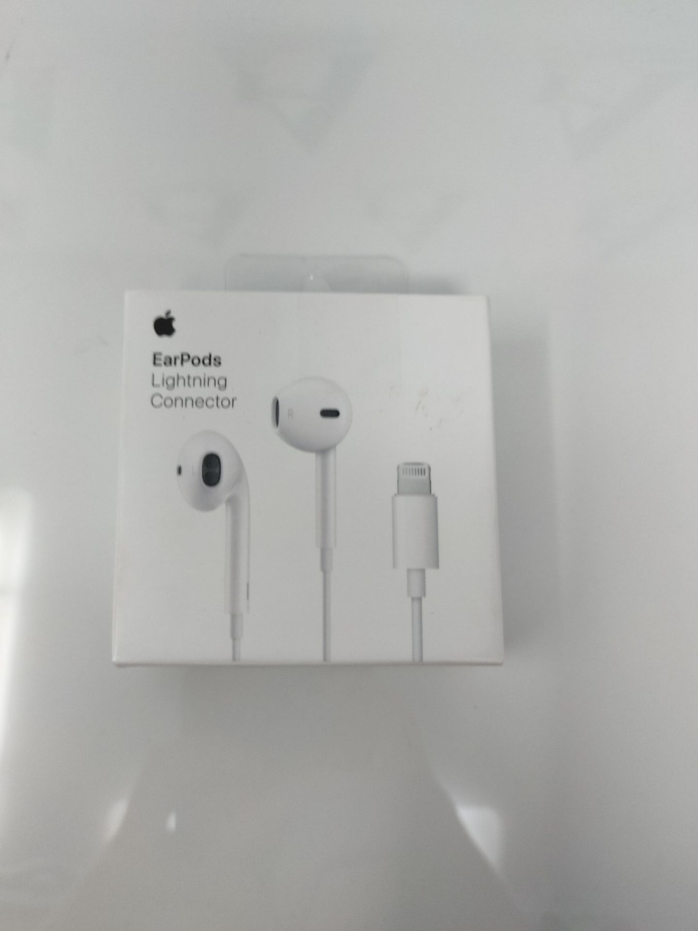 [CRACKED] Apple EarPods with Lightning Connector - White - Image 2 of 3