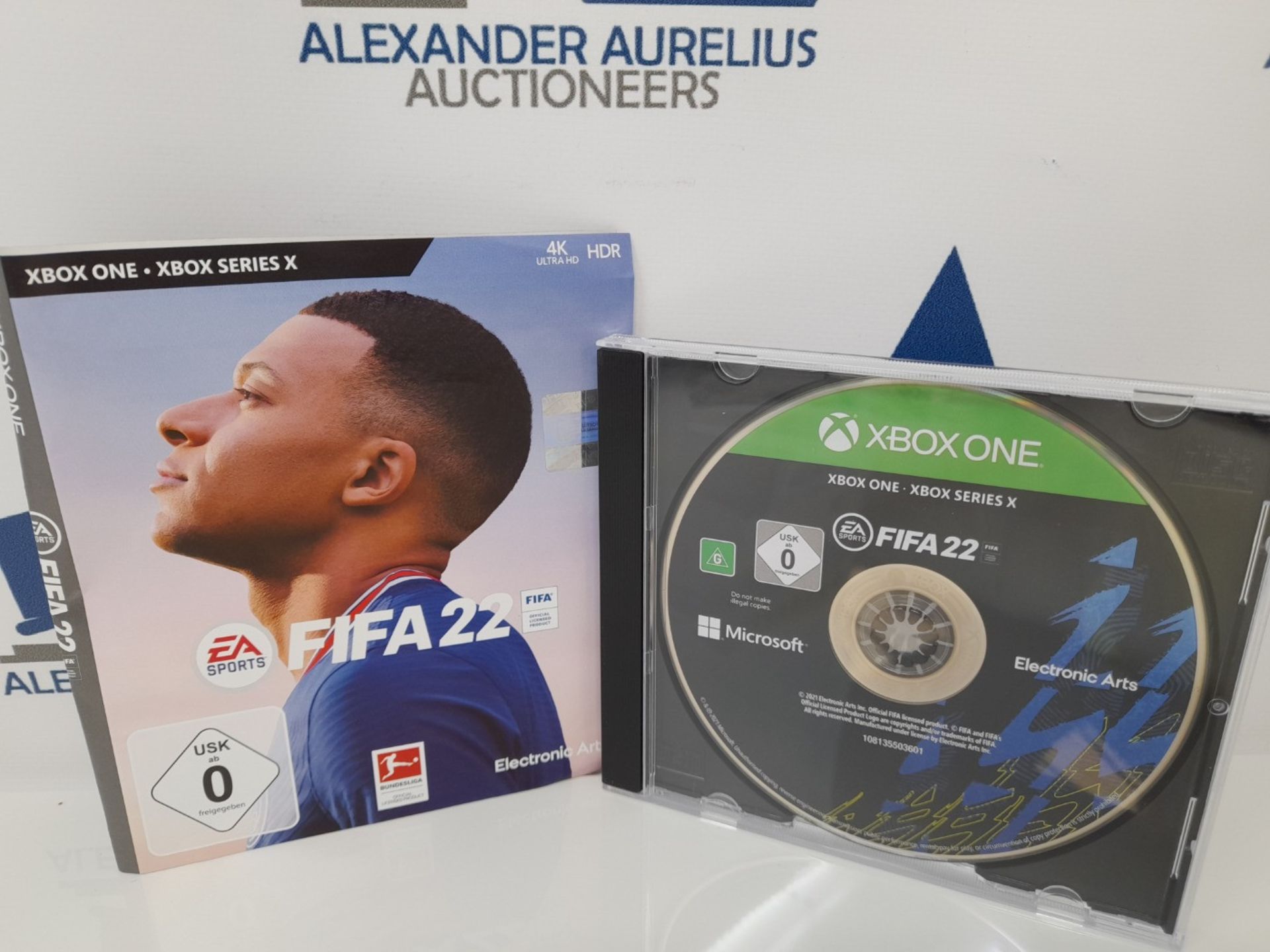 RRP £53.00 FIFA 22 [Xbox One] - Image 2 of 3