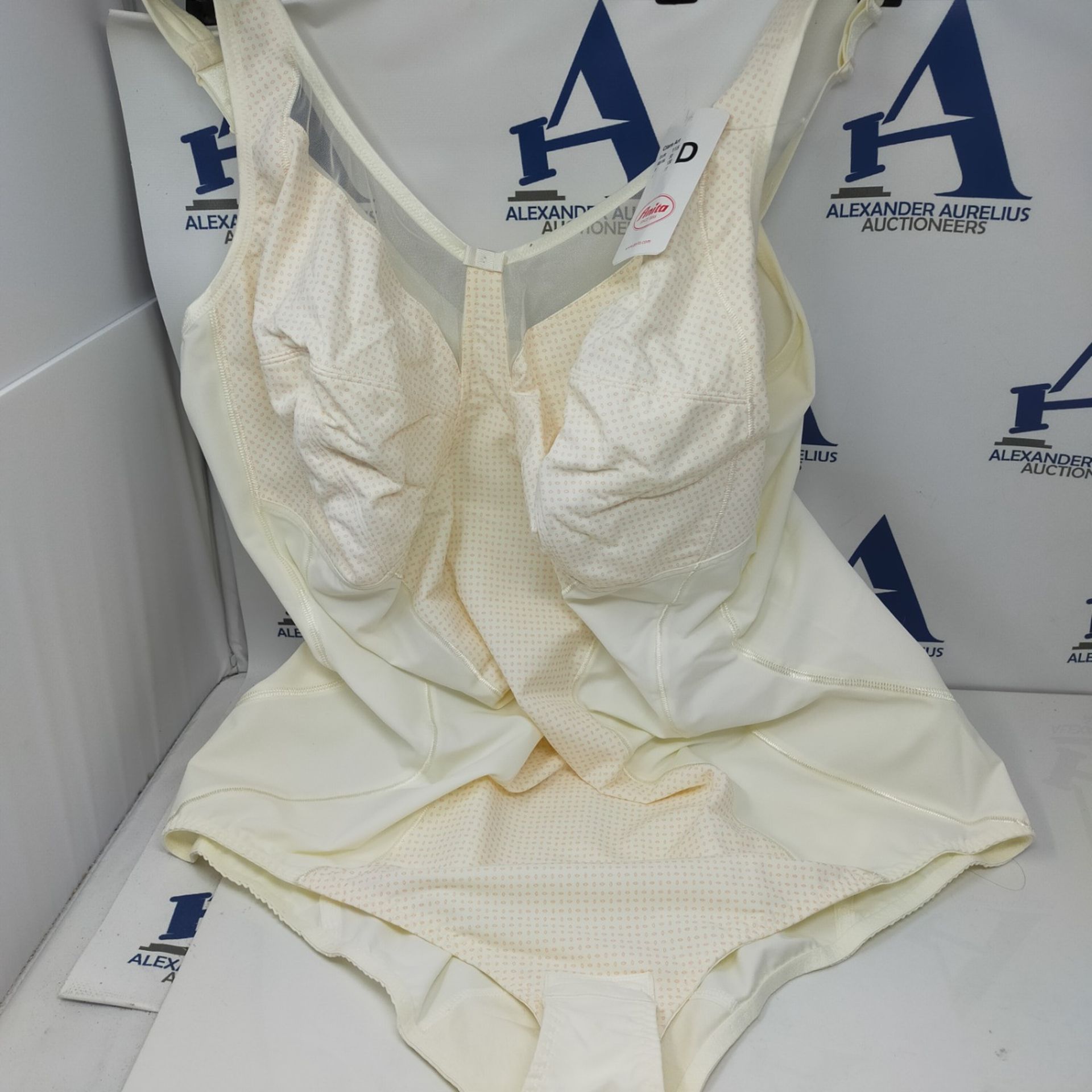 RRP £71.00 Anita Women's Comfort Corselette Champagne 50D - Image 2 of 3