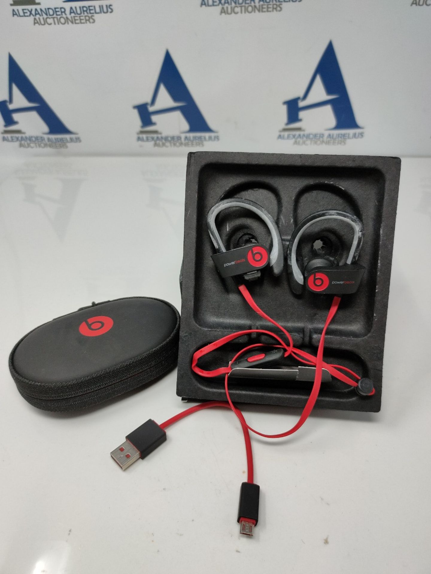 RRP £149.00 Beats Powerbeats2 Wireless In-Ear Headphones - Black - Image 3 of 3