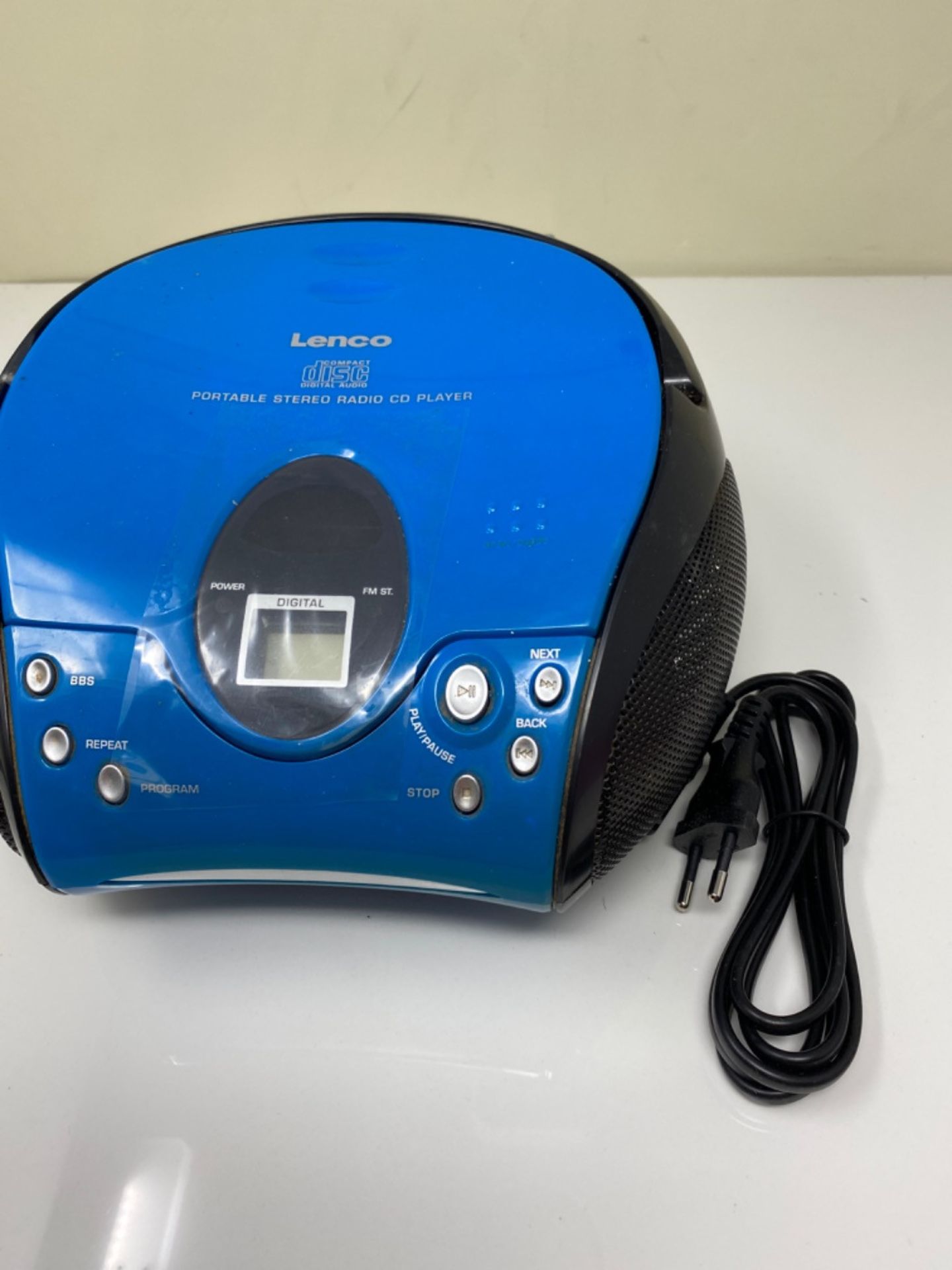 Lenco SCD24 - CD-Player für Kinder - CD-Radio - Stereoanlage - Boombox - UKW Radiotun - Bild 3 aus 3