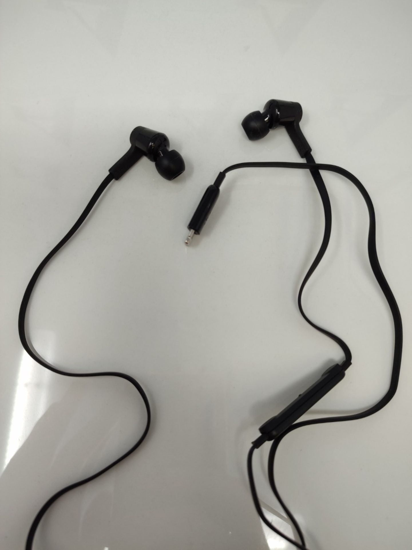 Belkin SoundForm iPhone Headphones with Lightning Connector (Lightning Earphones for i - Image 3 of 3