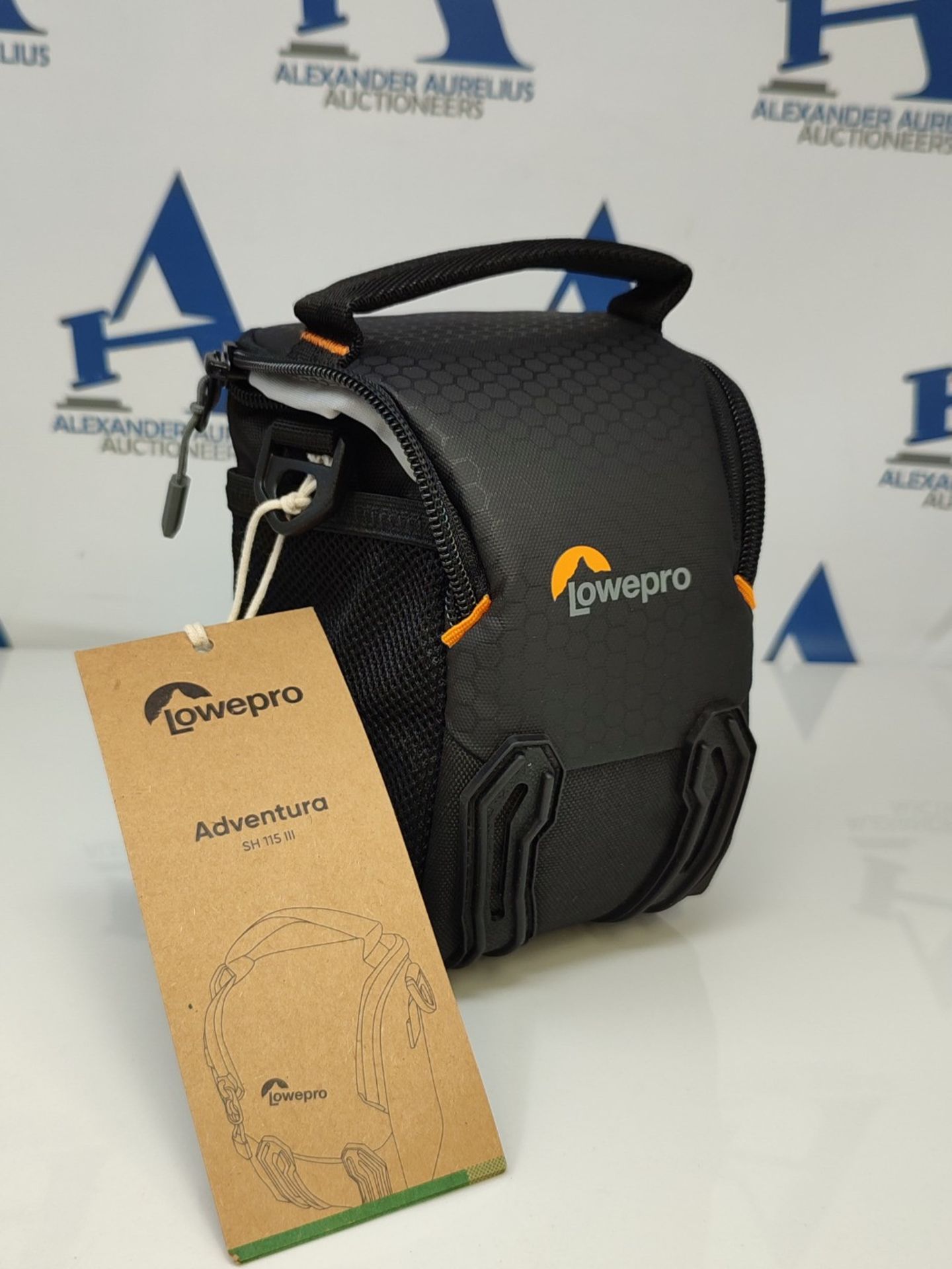 Lowepro Adventura SH 115 III, Camera Shoulder Bag with Adjustable/Removable Shoulder S - Image 2 of 3