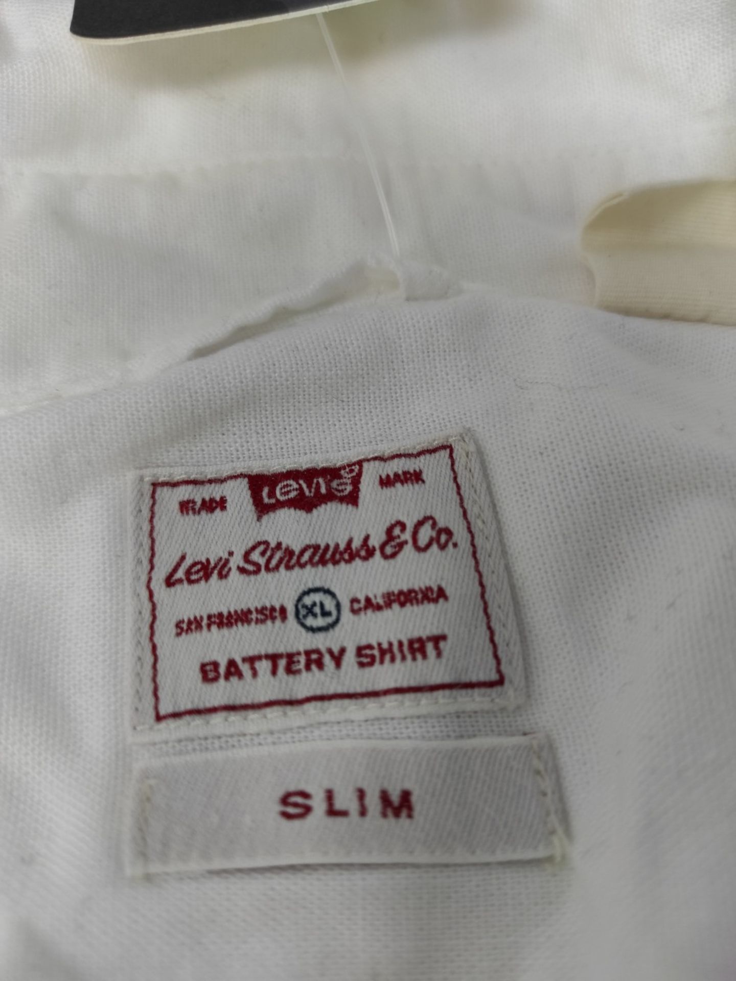 Levi's Long-Sleeve Battery Housemark Slim Shirt Men, White, XL - Image 3 of 3