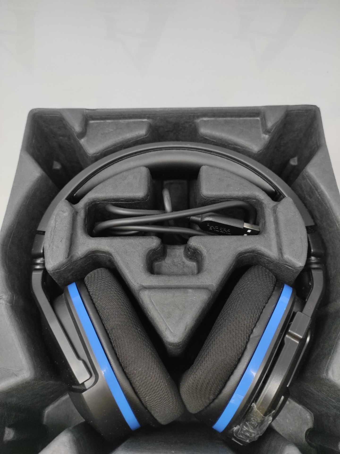 RRP £74.00 Turtle Beach Stealth 600 Gen 2 Black Multiplatform Wireless Gaming Headset with 15+ ho - Image 3 of 3