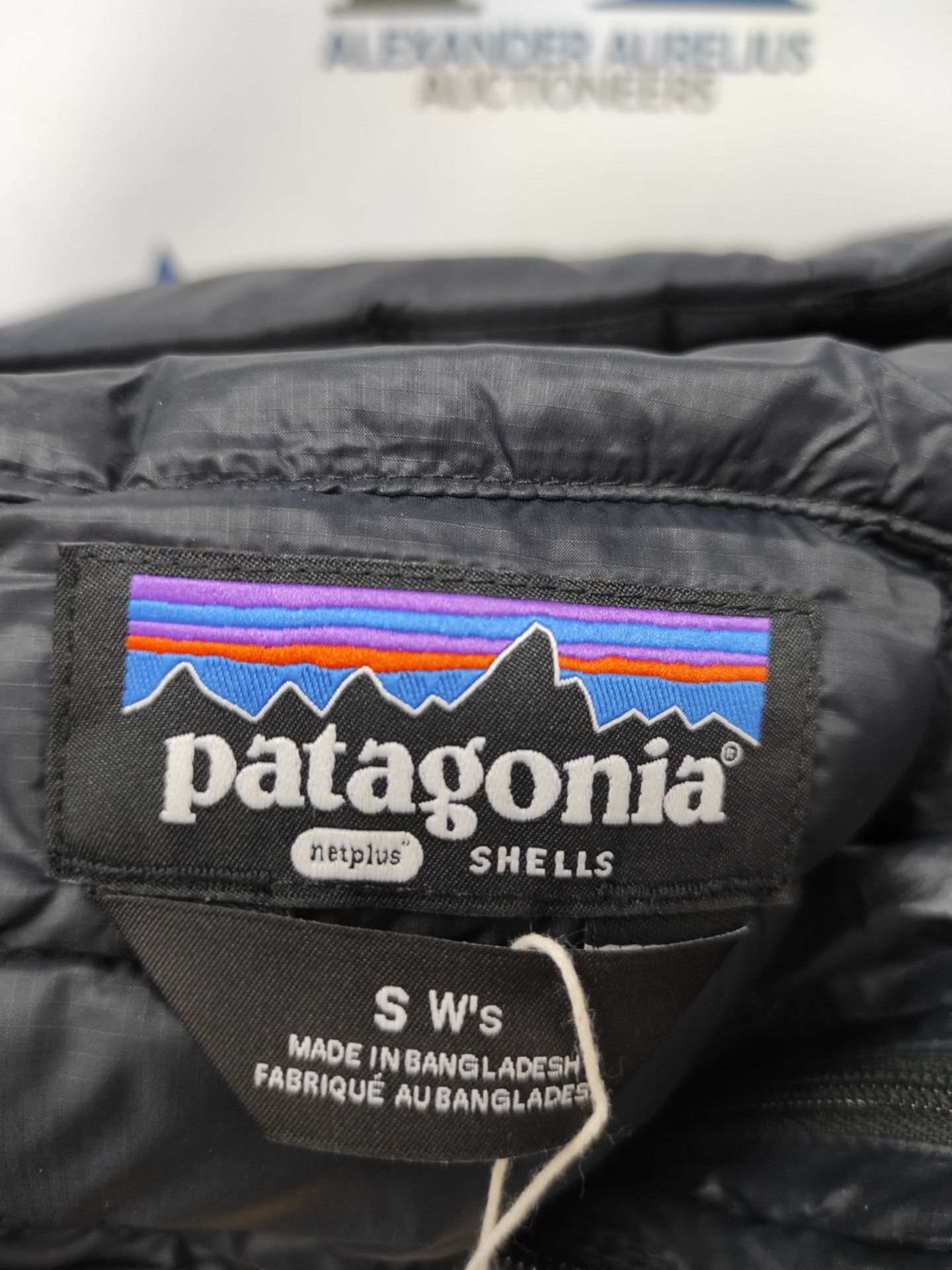 RRP £227.00 Patagonia 84712-BLK W's Down Sweater Hoody Jacket Women's Black S. - Image 3 of 3