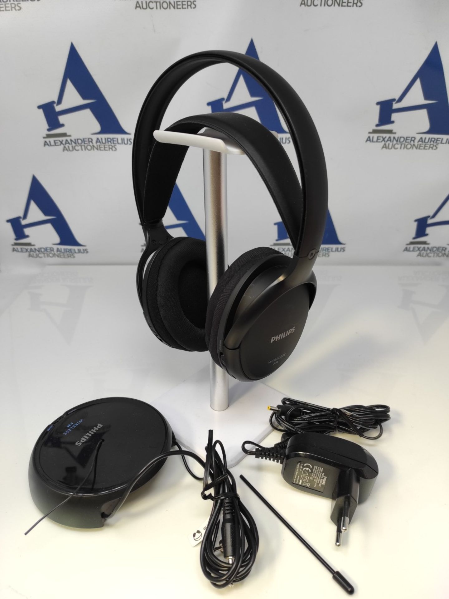 PHILIPS AUDIO SHC5200/10 Wireless Over-Ear HiFi Headphones (32mm Drivers, Wireless FM - Image 2 of 2