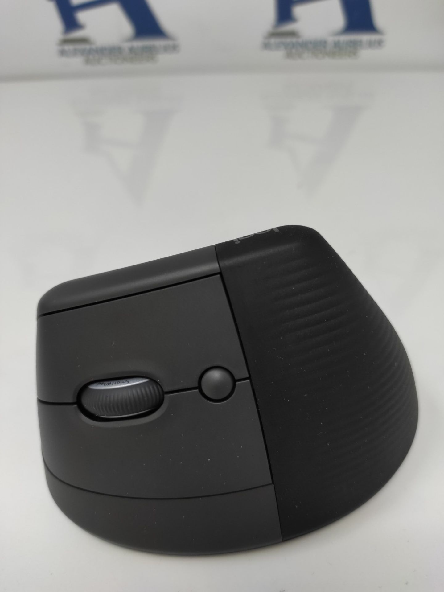 RRP £62.00 Logitech Lift Left Vertical Ergonomic Mouse, for Left-handed users, Wireless, Bluetoot - Image 3 of 3