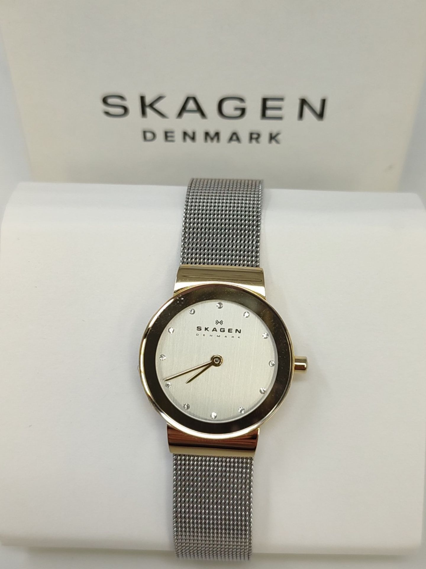 RRP £55.00 Skagen women's watch Freja Lille, two-hand movement, 26mm gold stainless steel case wi - Image 2 of 3