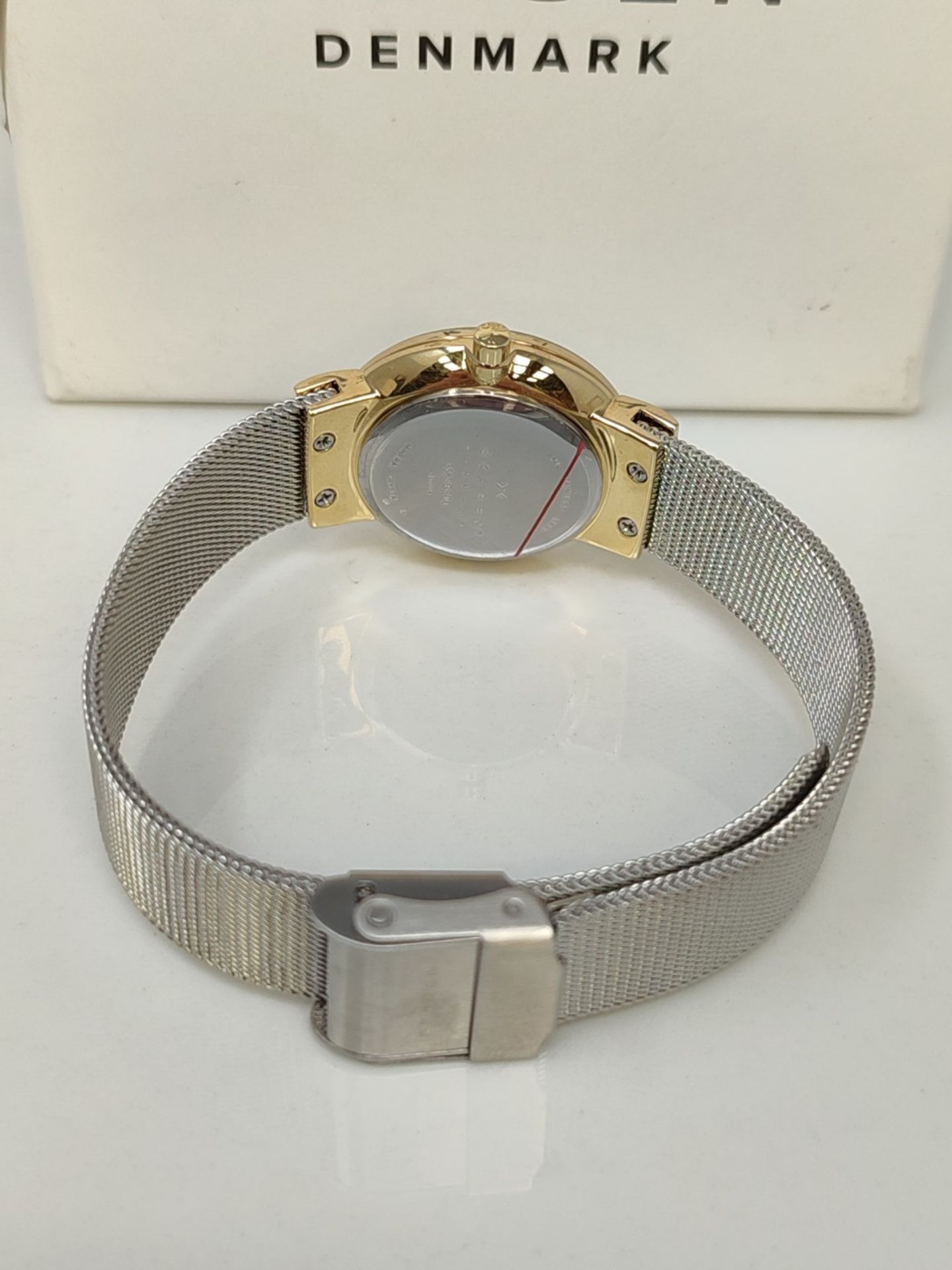 RRP £55.00 Skagen women's watch Freja Lille, two-hand movement, 26mm gold stainless steel case wi - Image 3 of 3