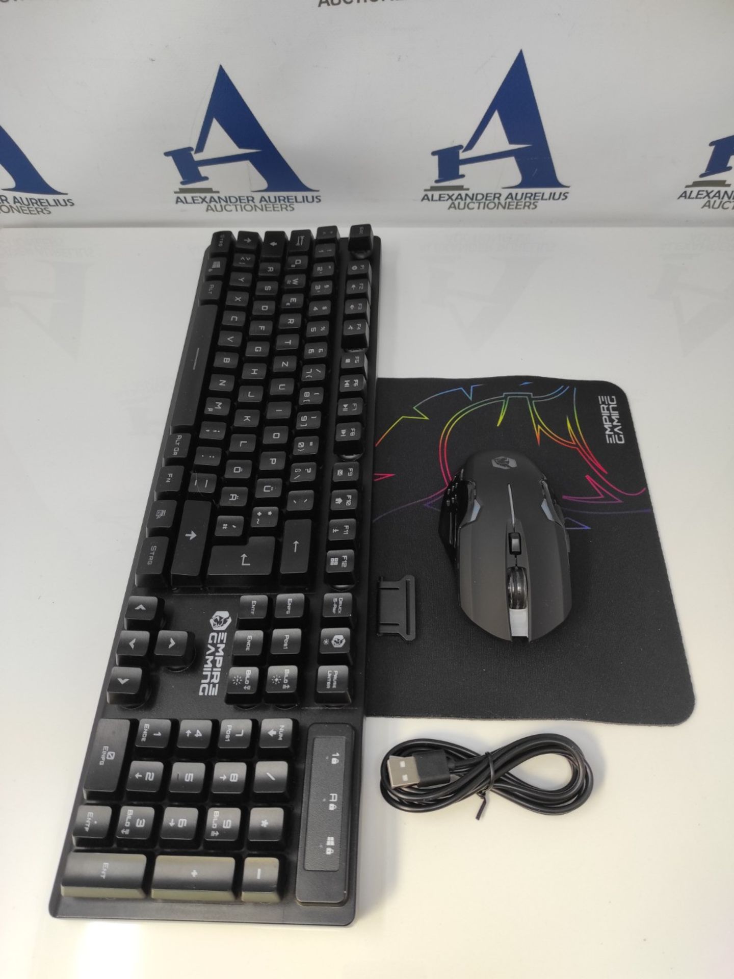EMPIRE GAMING - Armor RF800 Wireless Rechargeable Gaming Keyboard and Mouse Set QWERTZ - Image 2 of 2