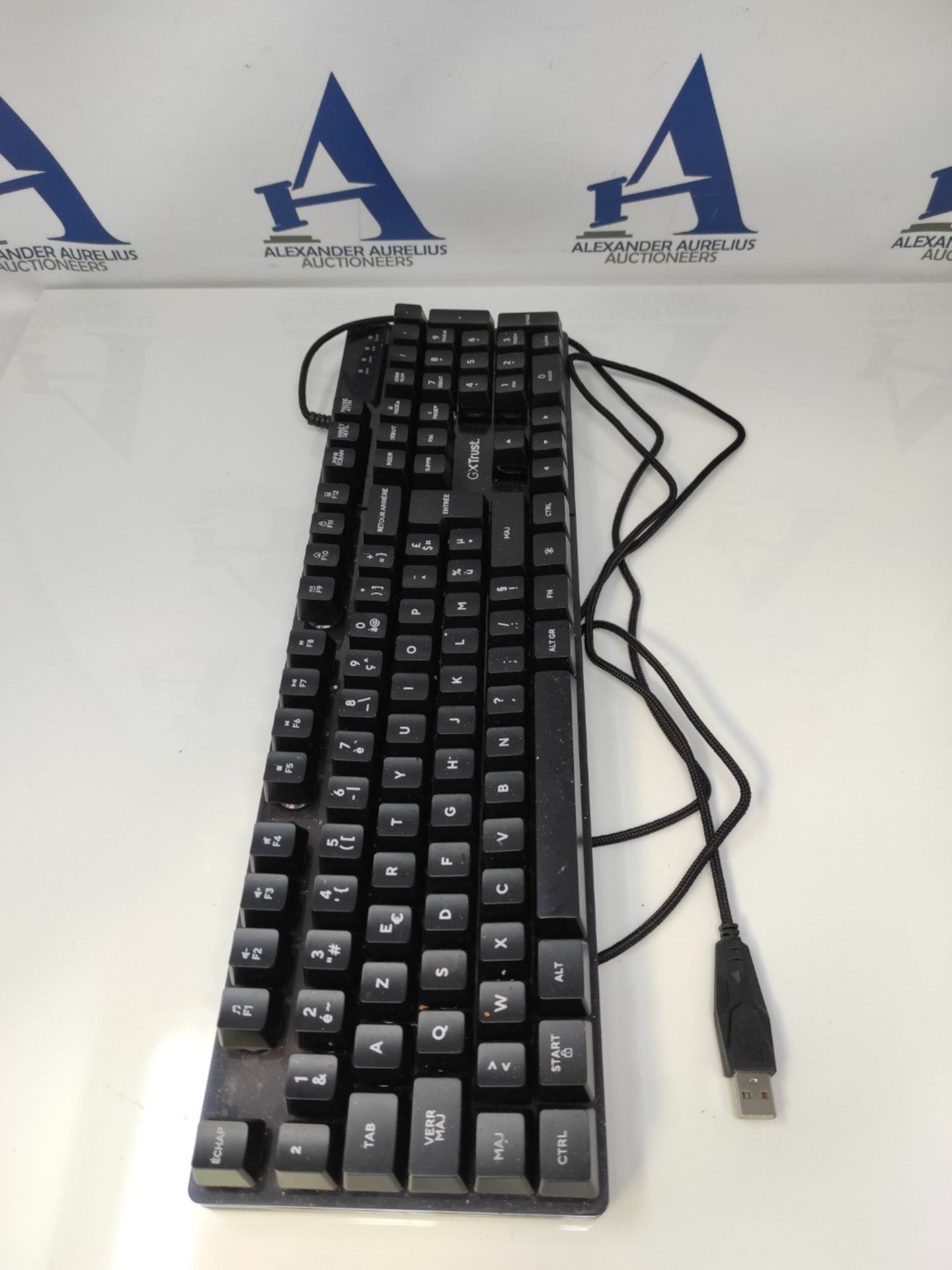 Trust Gaming GXT 835 Azor Wired Gamer Keyboard French AZERTY, Rainbow LED Lighting, Ga - Image 3 of 3