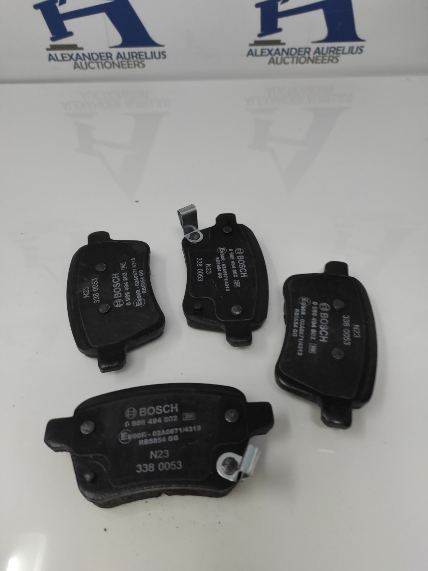 Bosch BP1976 Rear Brake Pads ECE-R90 Certification 1 set of 4 pads - Image 3 of 3