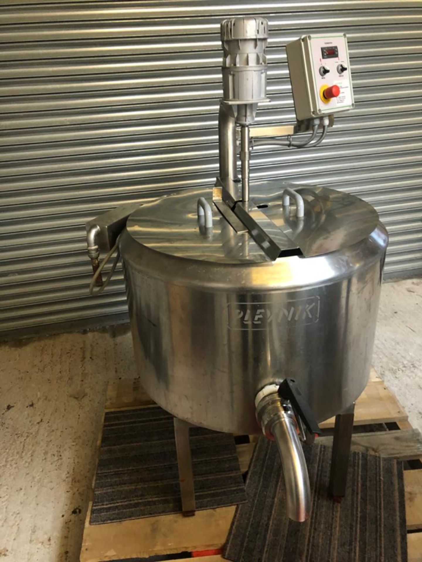 Plevnik 100 litre Electric batch pasteuriser