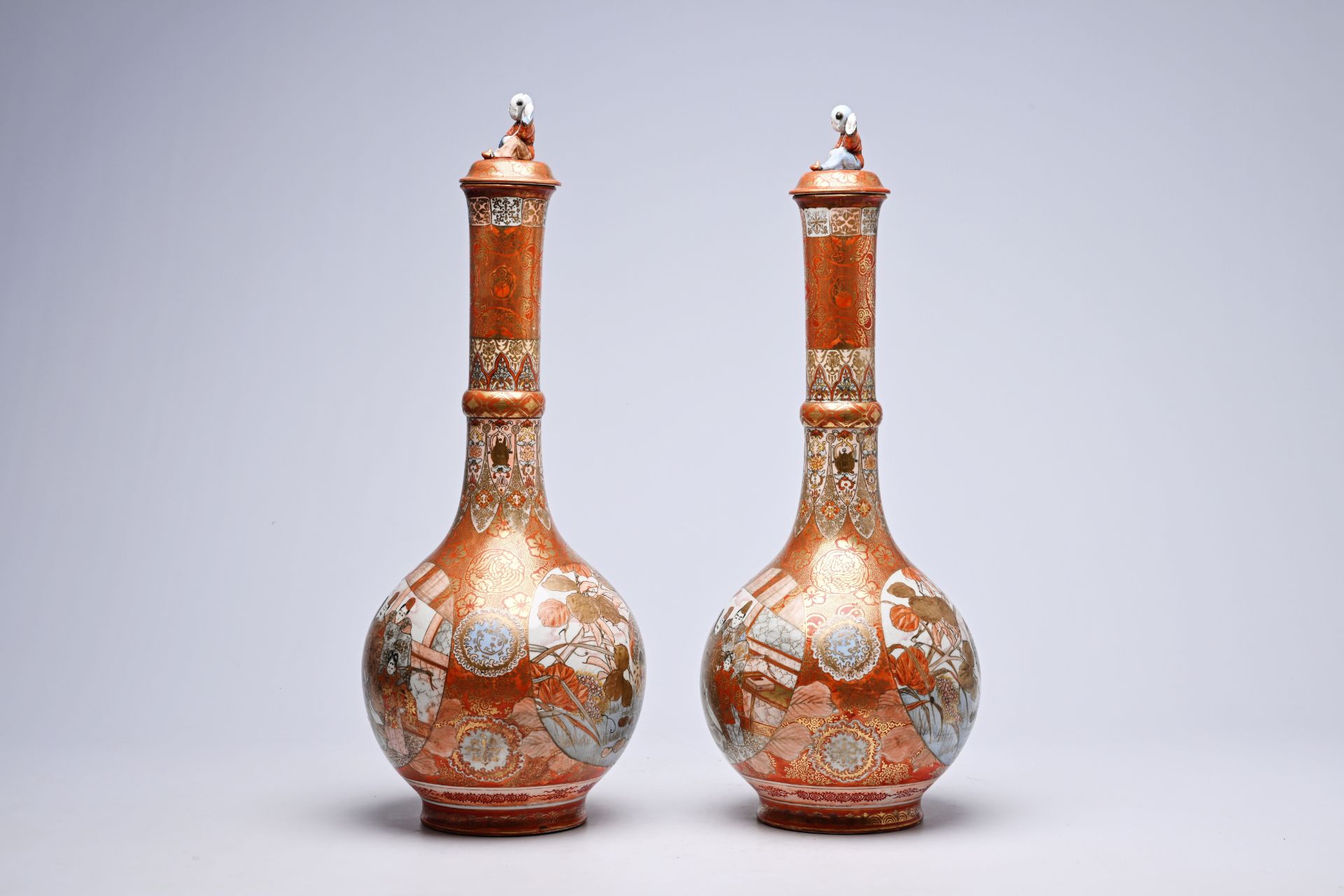 A pair of Japanese Kutani bottle-shaped vases and covers with a coot among blossoming branches and f - Image 2 of 11