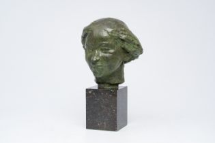Rik Wouters (1882-1916): Head of a young lady, green patinated bronze on marble base, foundry mark '