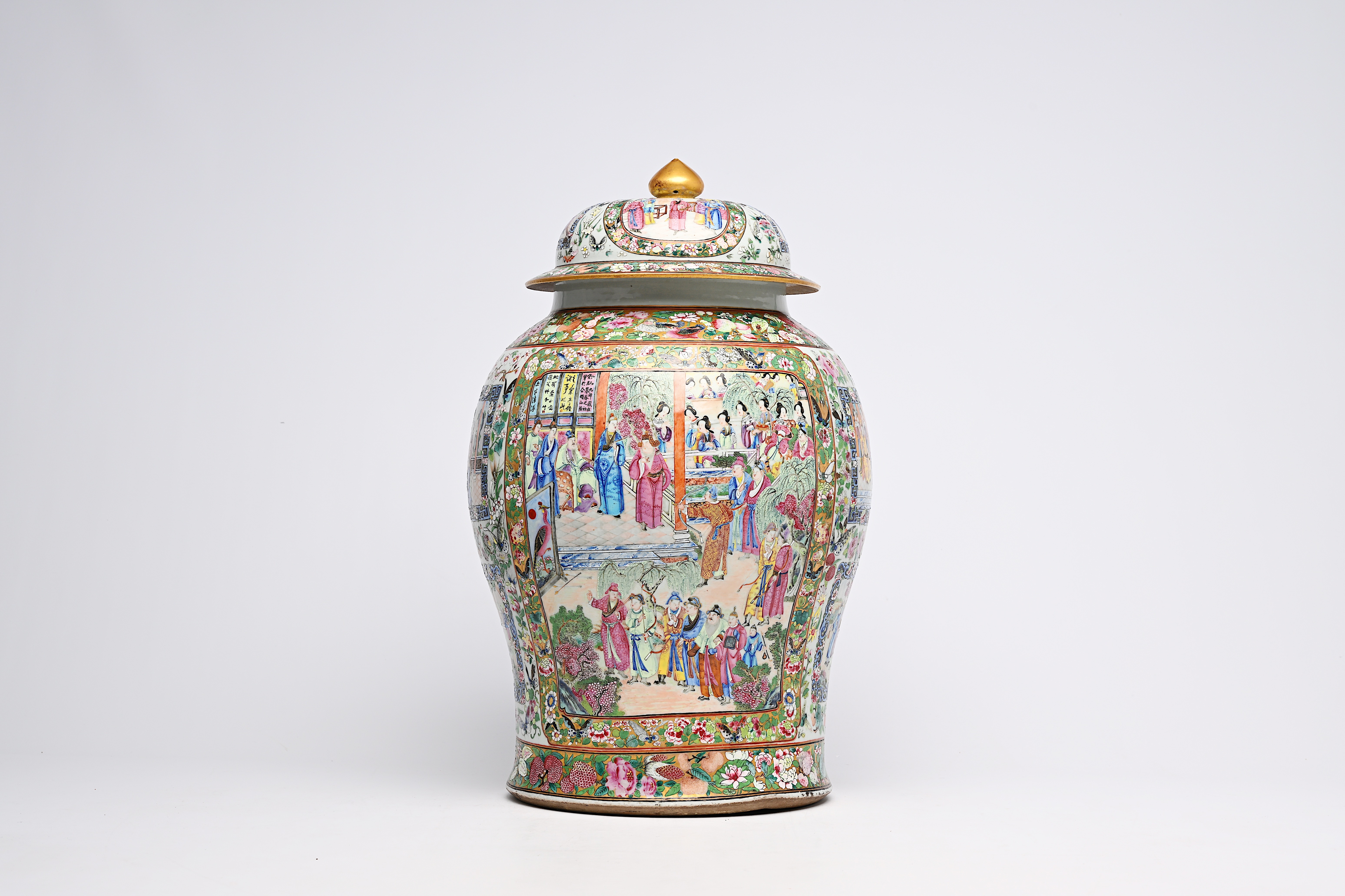A fine Chinese Canton famille rose vase and cover with palace scenes and floral design, 19th C. - Image 2 of 9