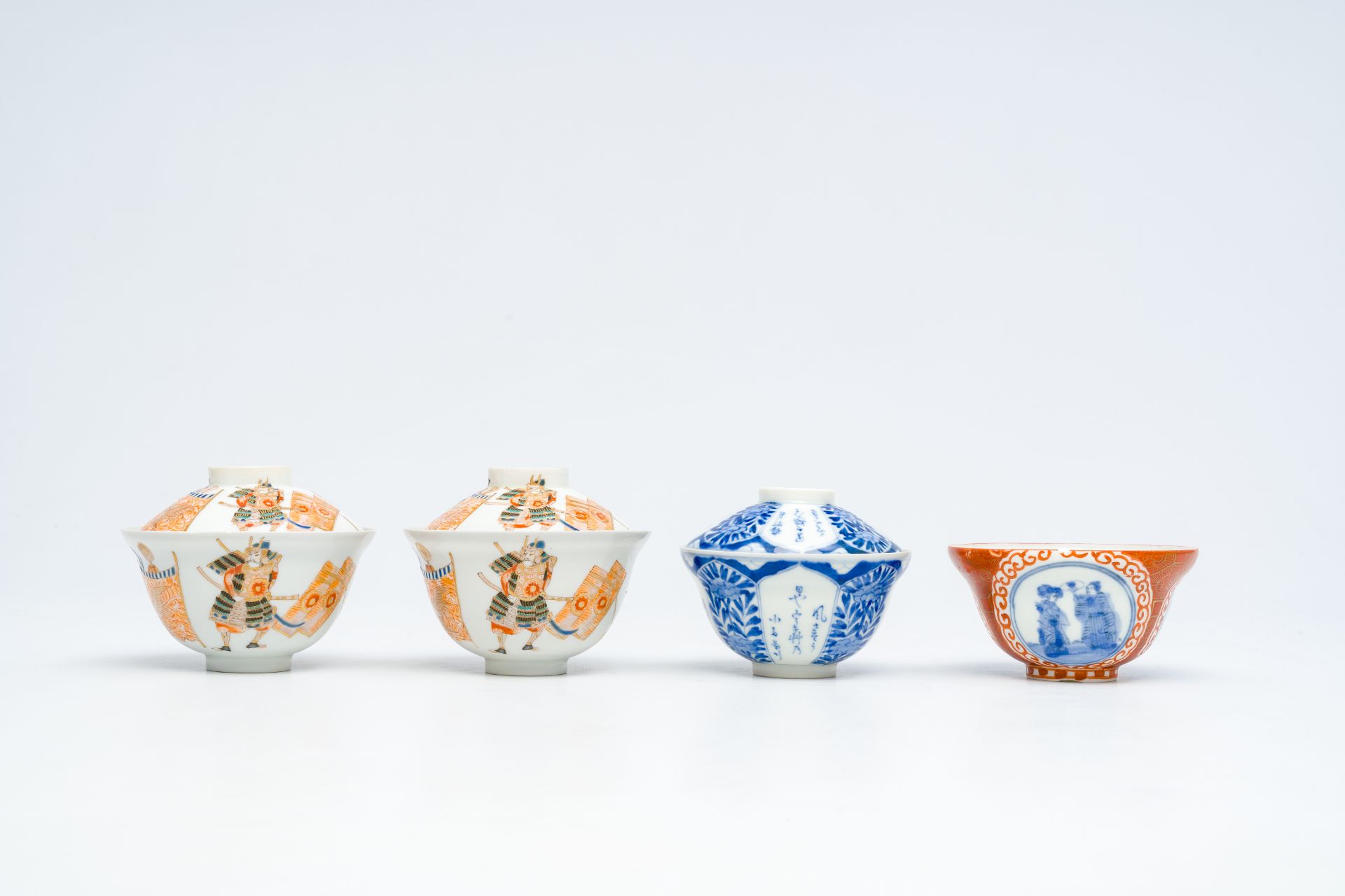 A varied collection of Japanese porcelain, Meiji, 19th/20th C. - Image 11 of 17