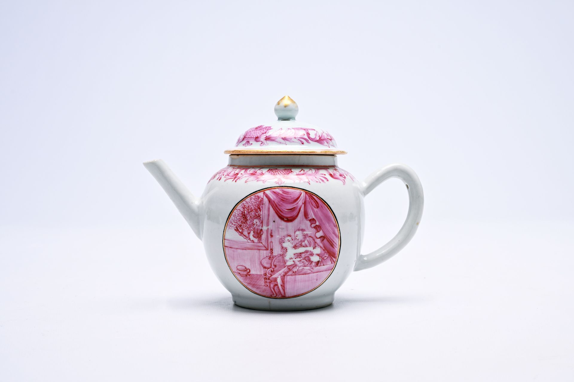 A rare Chinese puce-decorated export porcelain teapot and cover with a romantic subject, Qianlong - Image 2 of 6