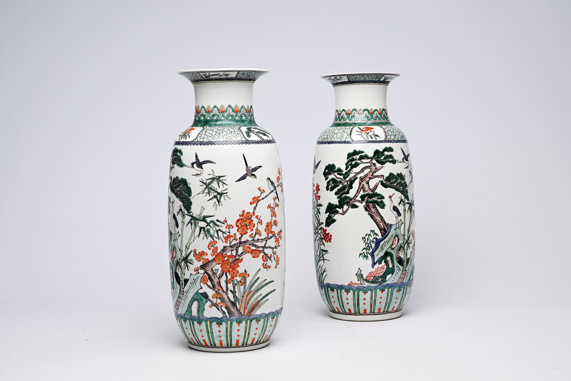 A pair of Chinese famille verte vases with birds among blossoming branches, 20th C. - Image 8 of 14