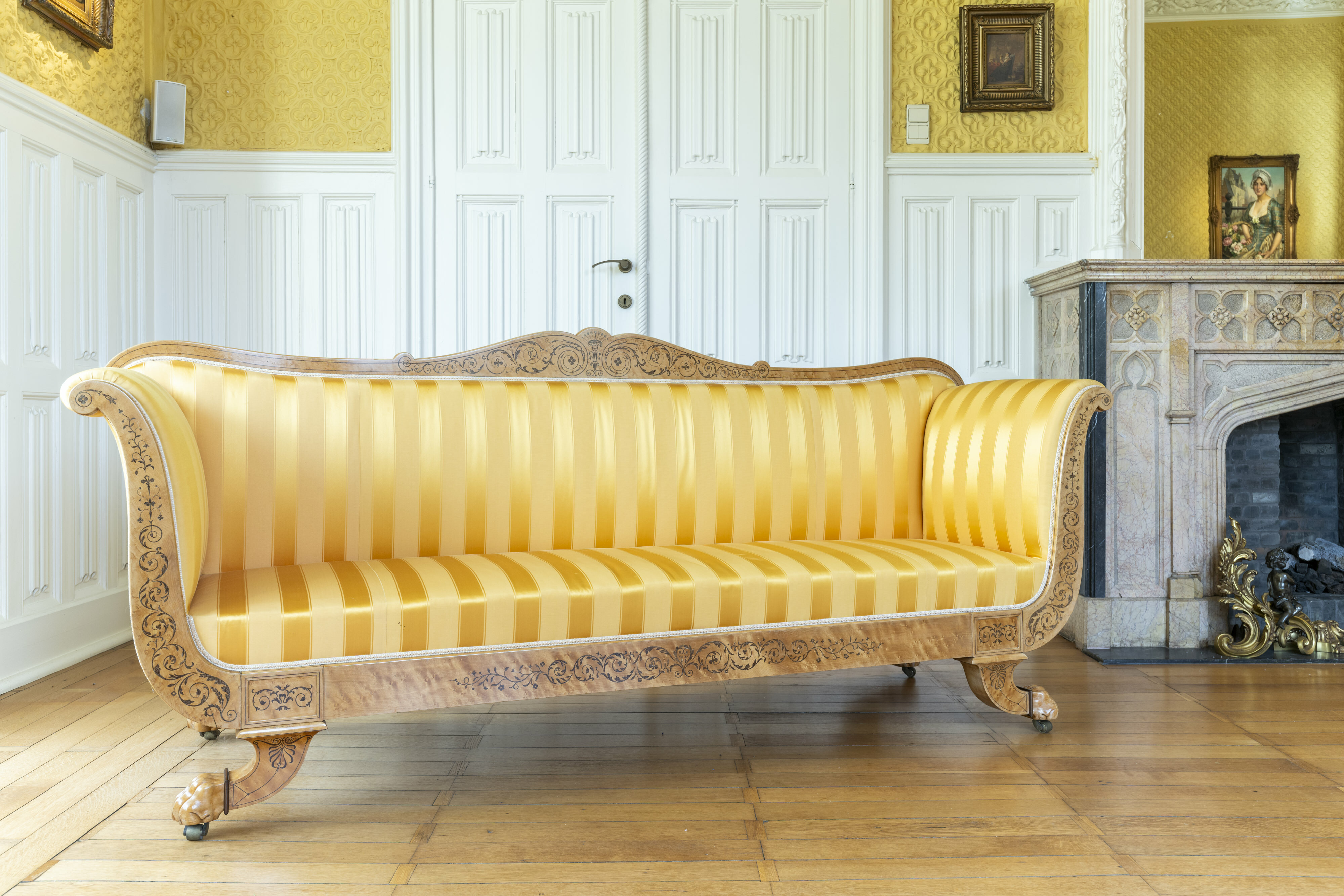 A 13-piece Biedermeier salon set comprising 3 sofas, 8 chairs and 2 footstools with yellow silk upho - Image 24 of 34