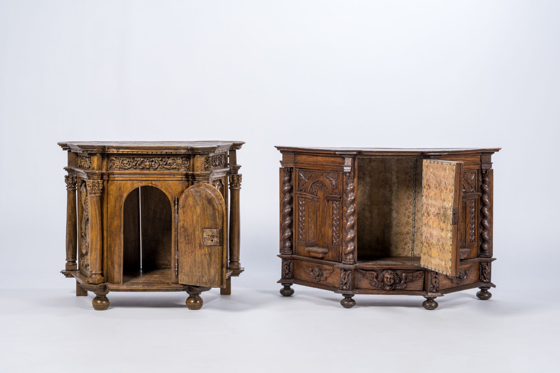 Two Flemish four-cornered wood tabernacles with twisted and Corinthian columns, 17th/18th C. - Image 3 of 8