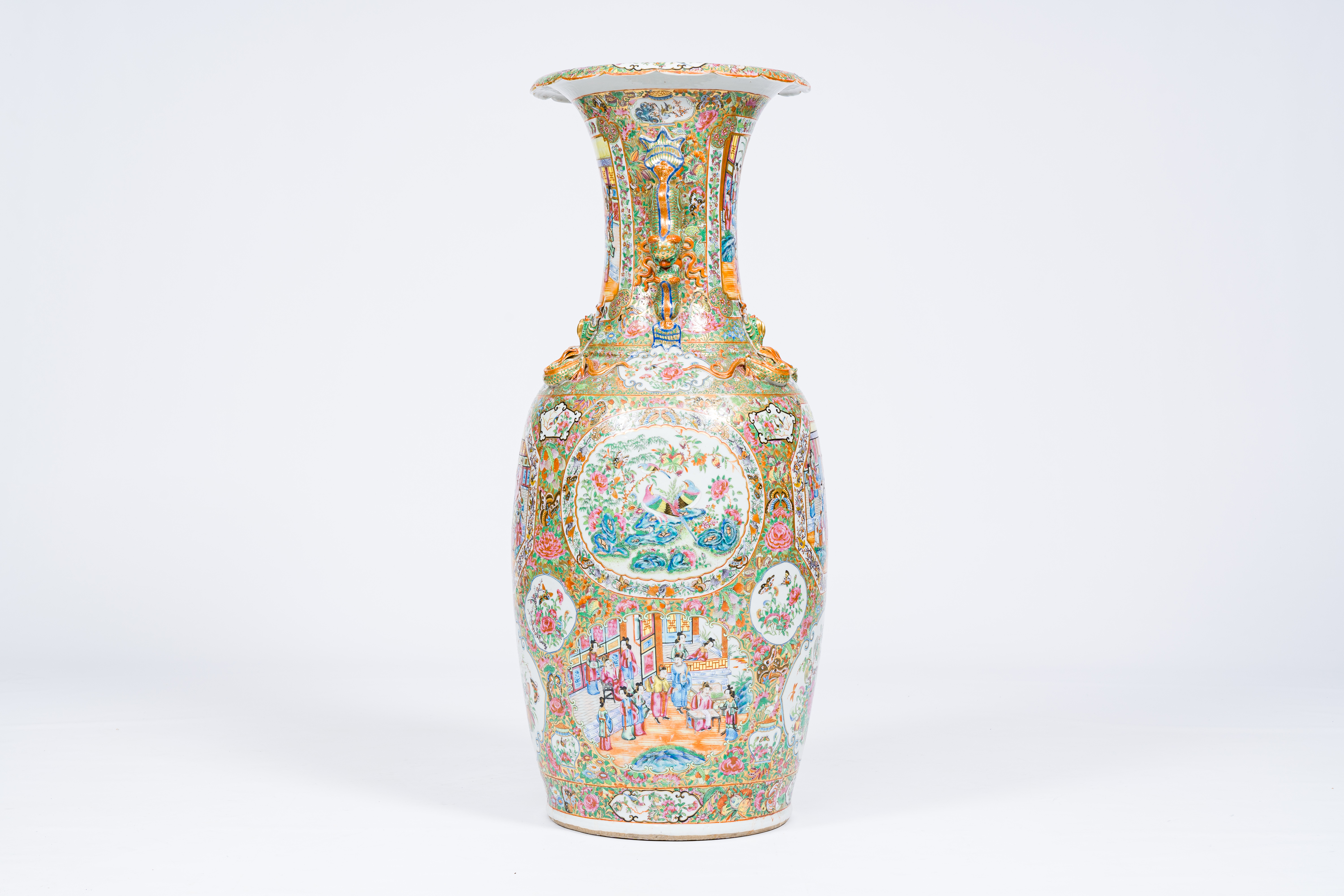 A large and fine Chinese Canton famille rose vase with palace scenes, birds and butterflies among bl - Image 4 of 6
