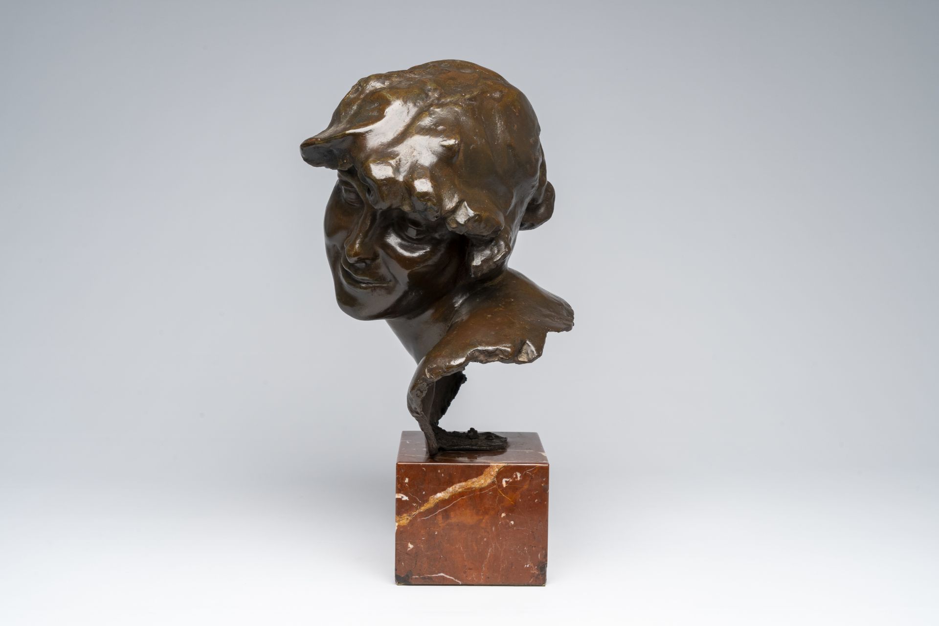 Jef Lambeaux (1852-1908, in the manner of): Bust of a lady, brown patinated bronze on a red marble b - Image 3 of 9