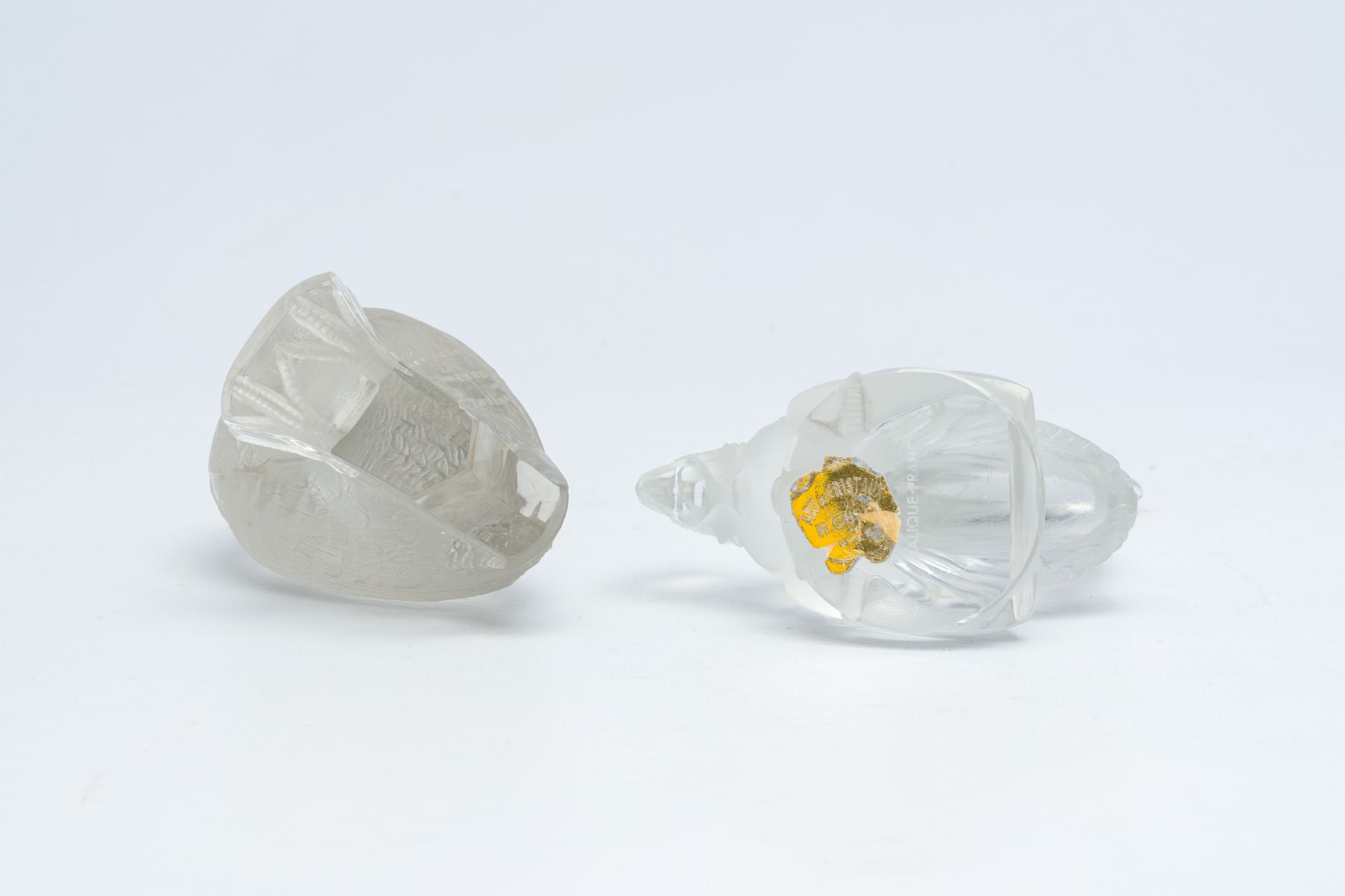 Two glass models of a rooster and a quail, marked Lalique France, 20th C. - Bild 7 aus 8