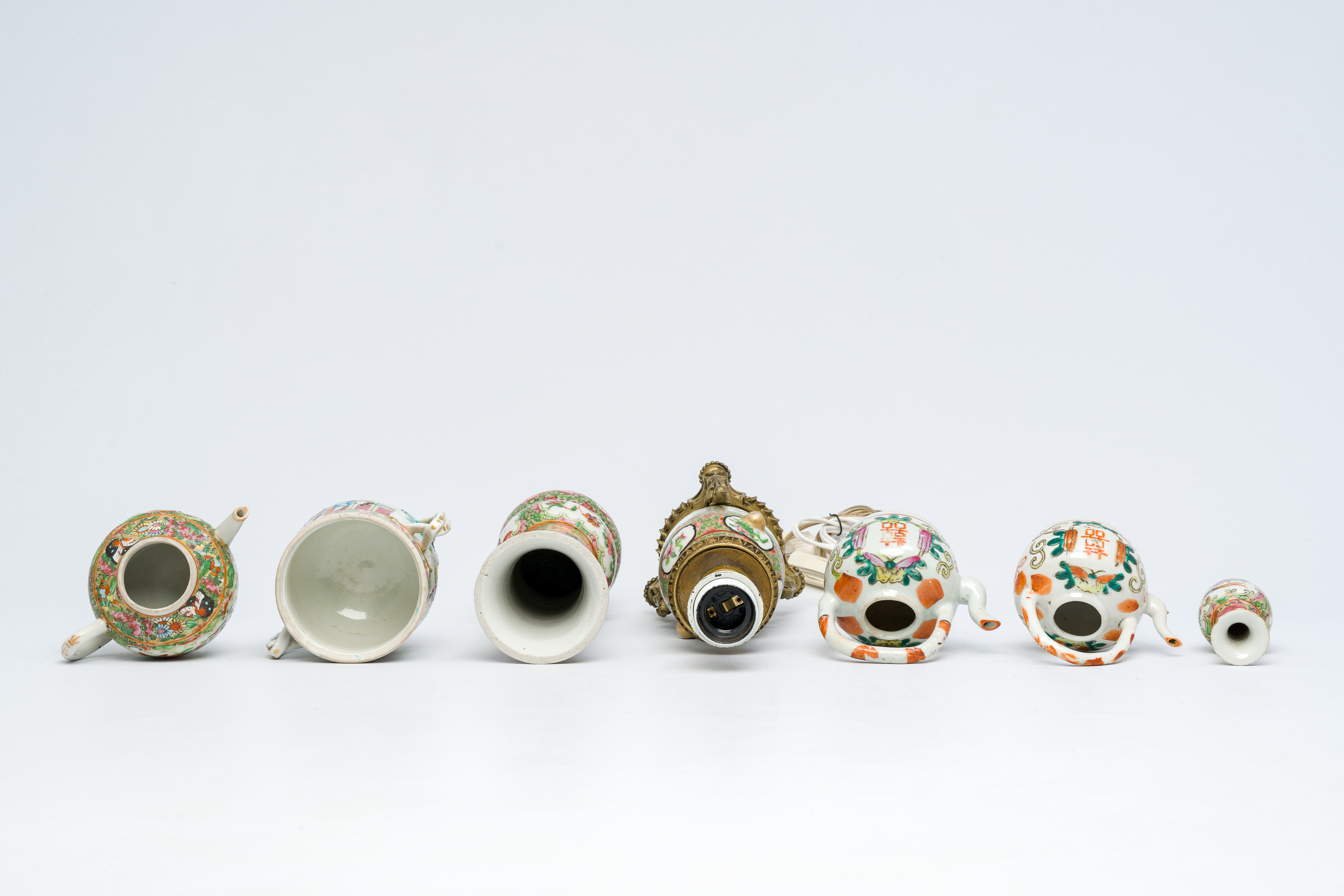 A varied collection of Chinese famille rose and Canton famille rose porcelain with floral design and - Image 8 of 11