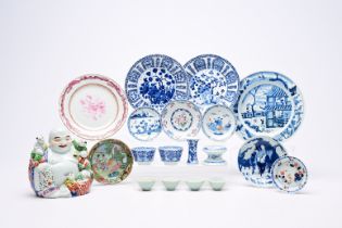 A varied collection of Chinese blue, white, famille rose and Imari style porcelain, 18th C. and late