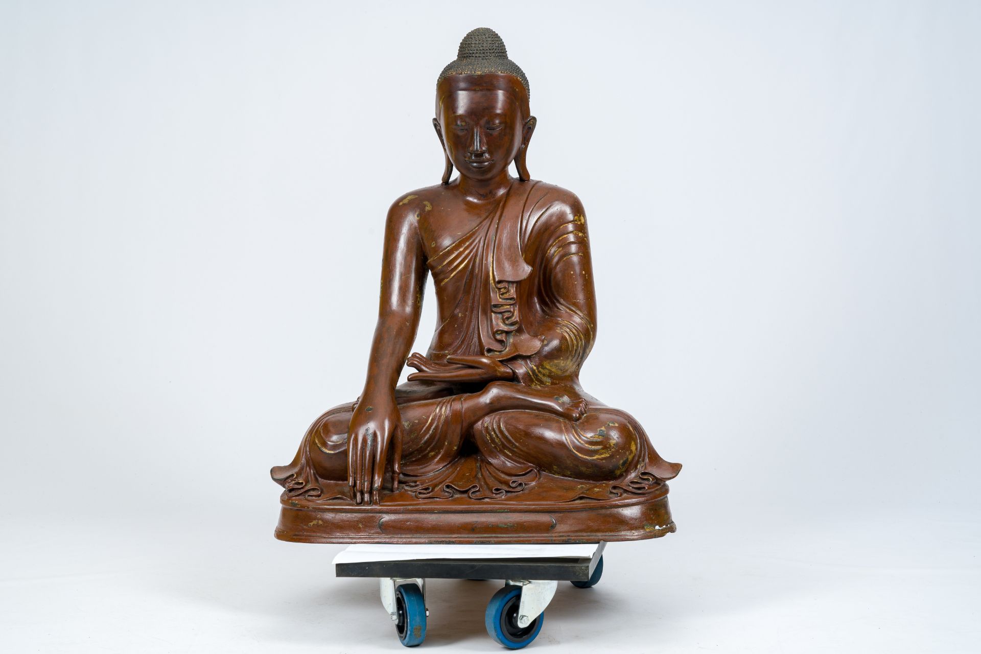 A large gilt and patinated bronze Buddha figure, Burma, Mandalay period, 19th C. - Image 2 of 7