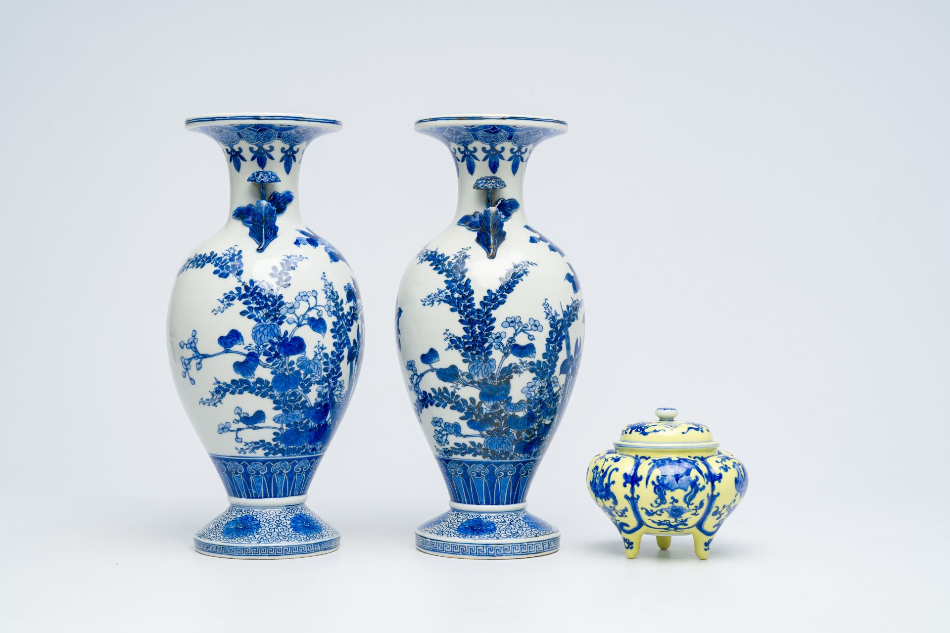 A Japanese yellow-ground incense burner and a pair of blue and white vases, poss. Hirado, Meiji, 19t - Image 5 of 7