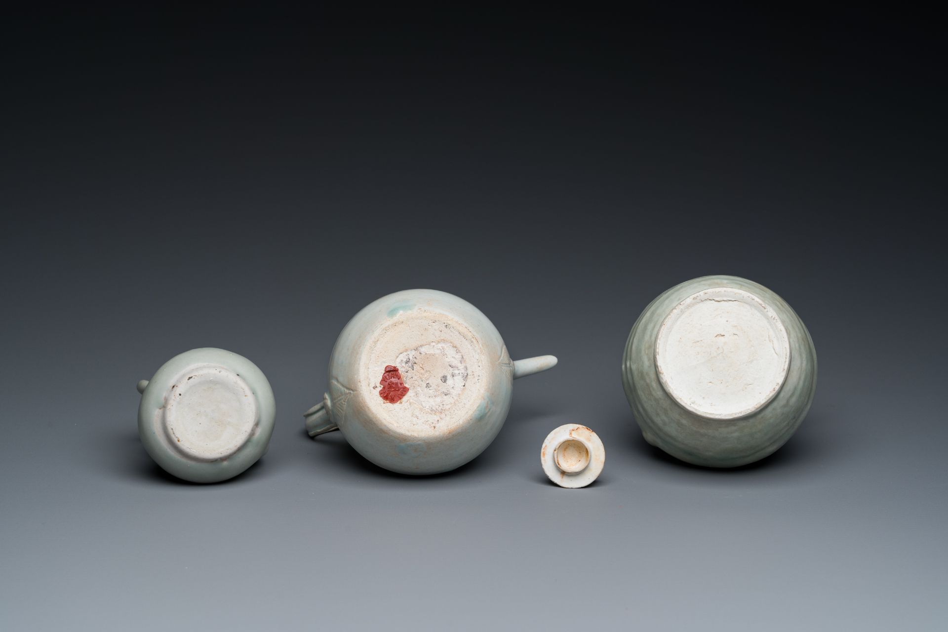 Six Chinese celadon and qingbai wares, Song/Ming - Image 8 of 16